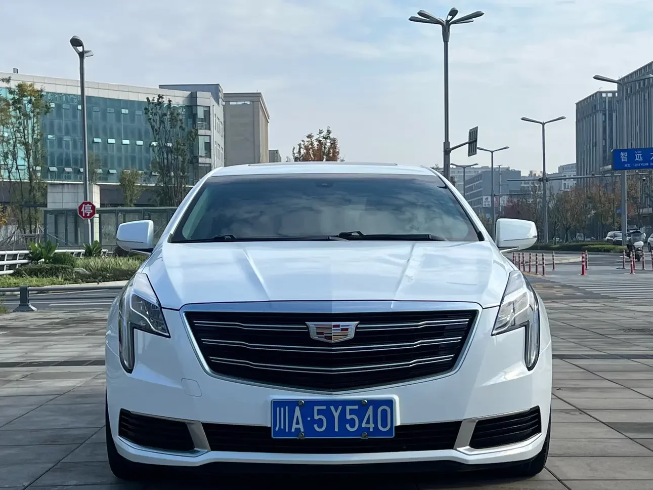 Cadillac XTS  из Китая