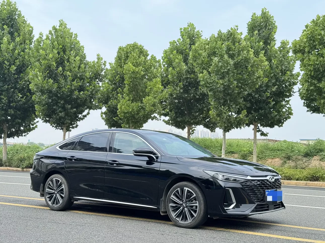 Chery Arrizo 8