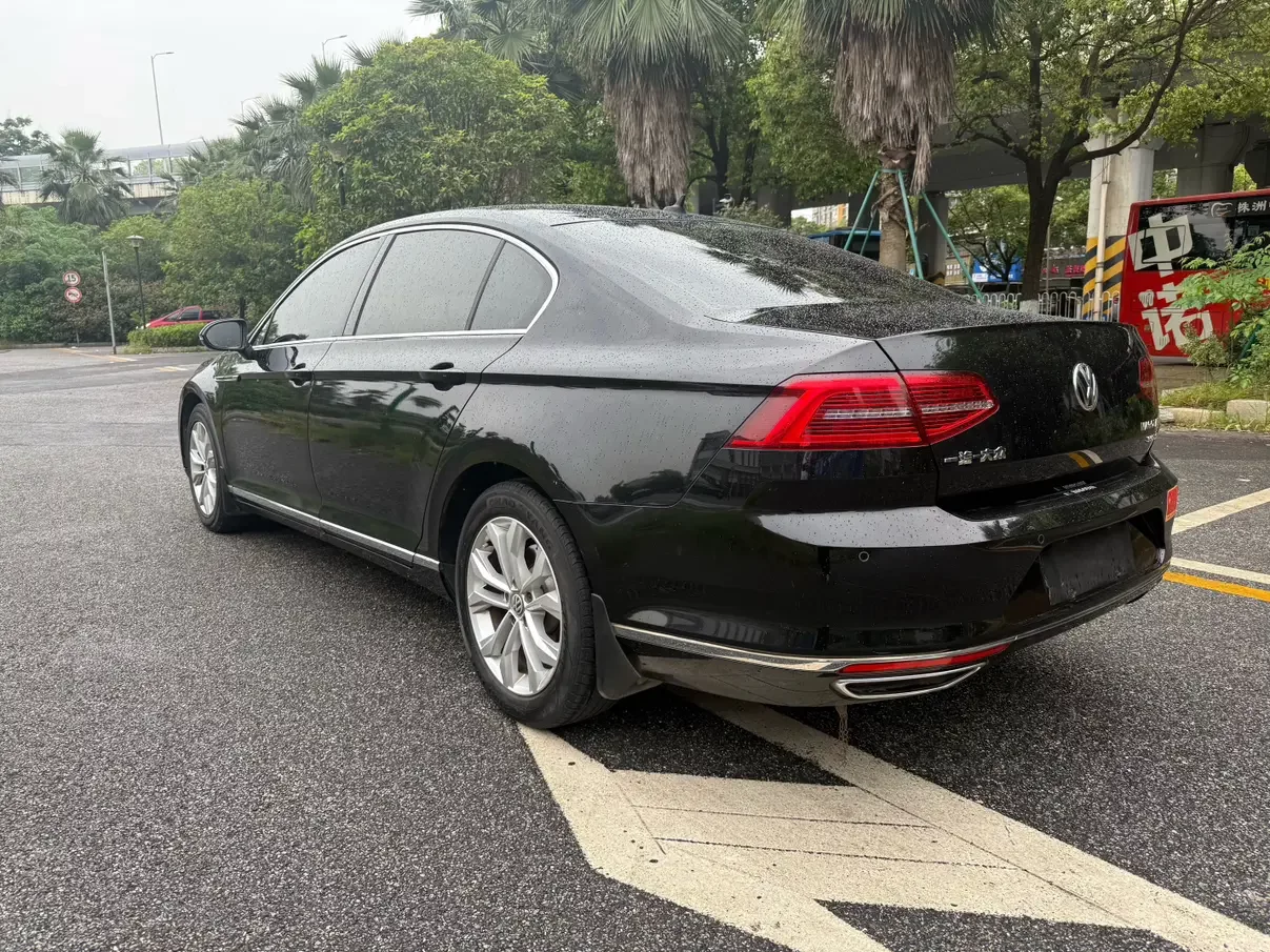 Volkswagen Magotan