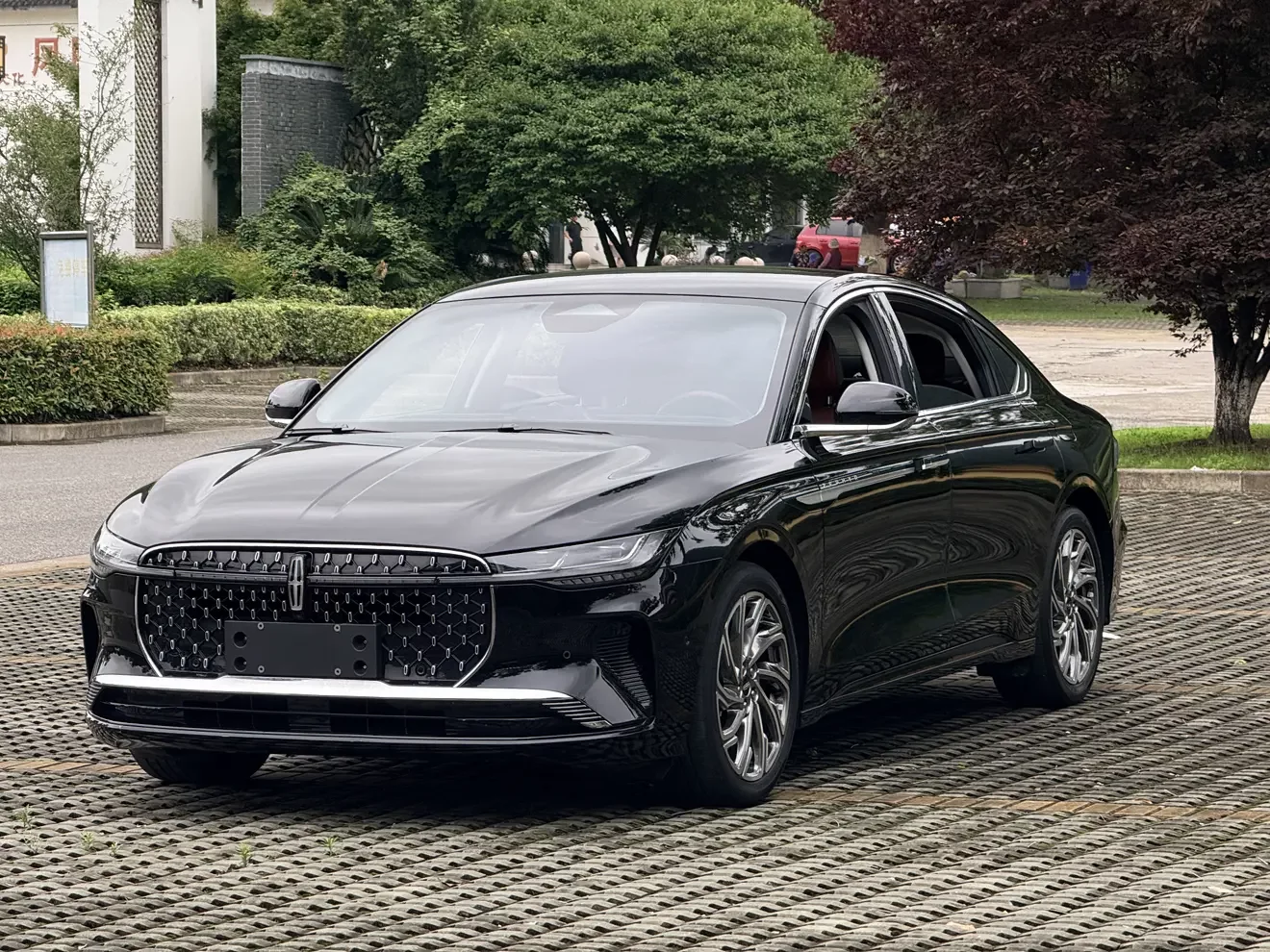 Lincoln Z