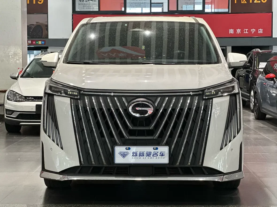 GAC Trumpchi M8