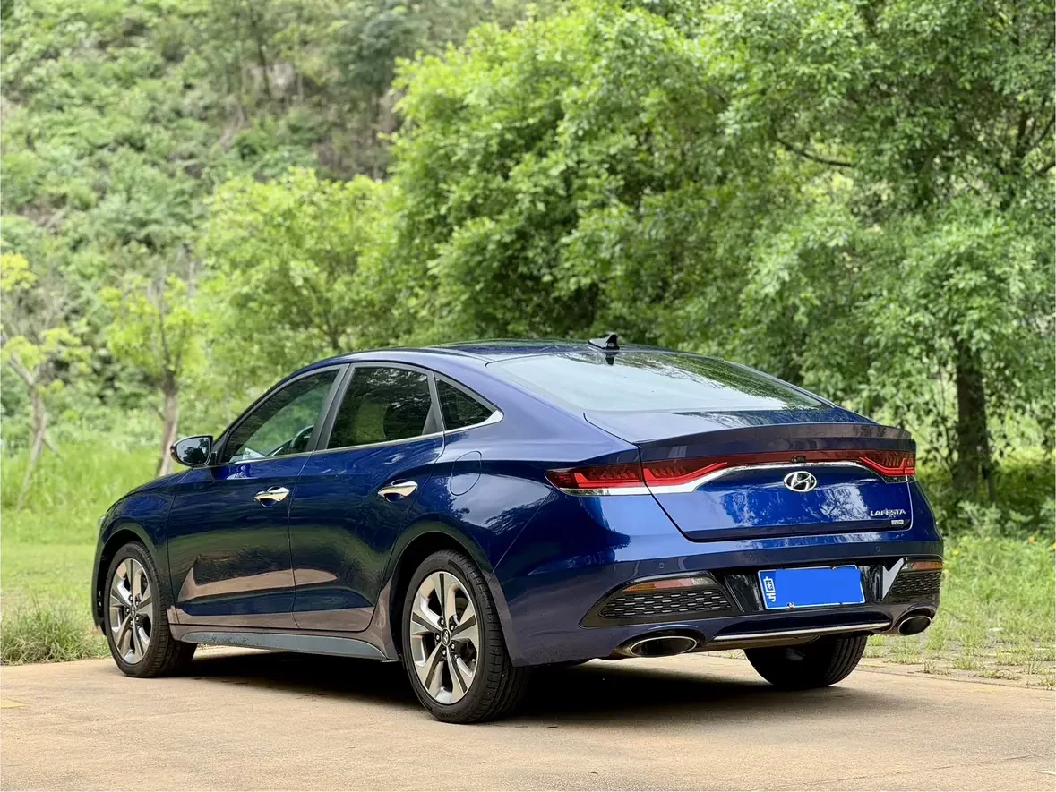 Hyundai Lafesta