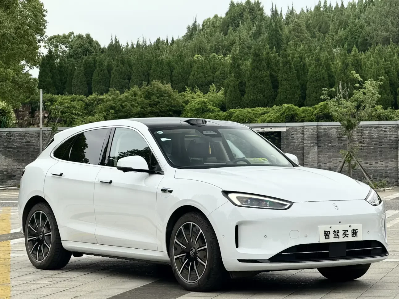 AITO M5