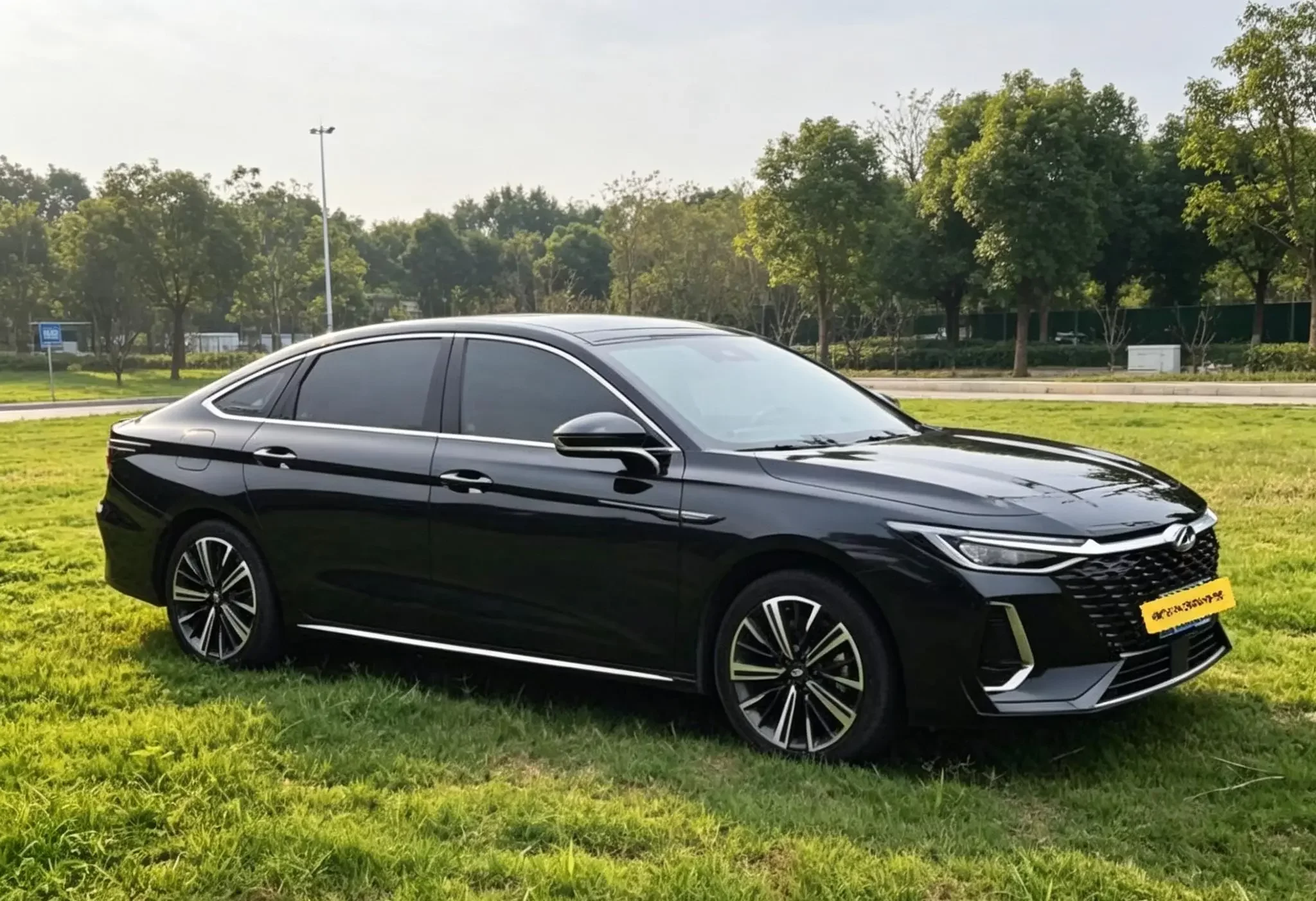 Chery Arrizo 8
