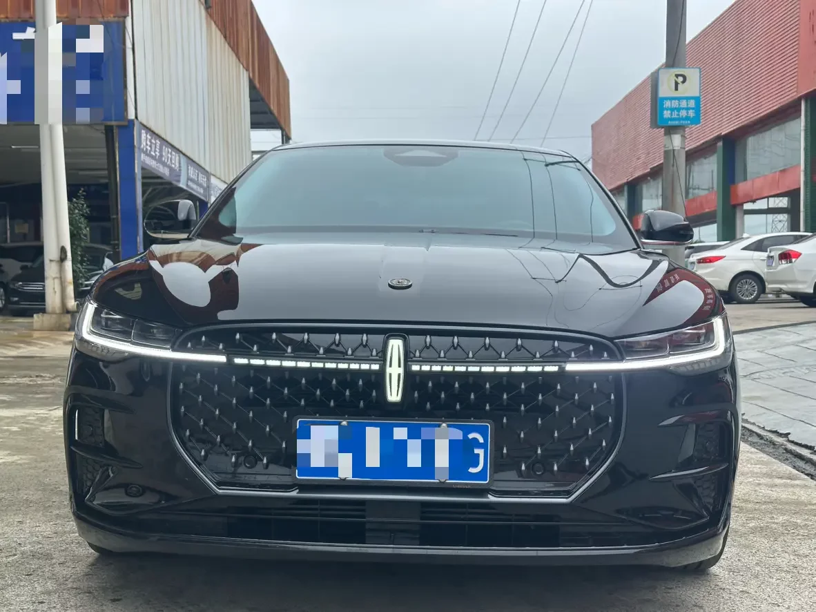 Lincoln Z