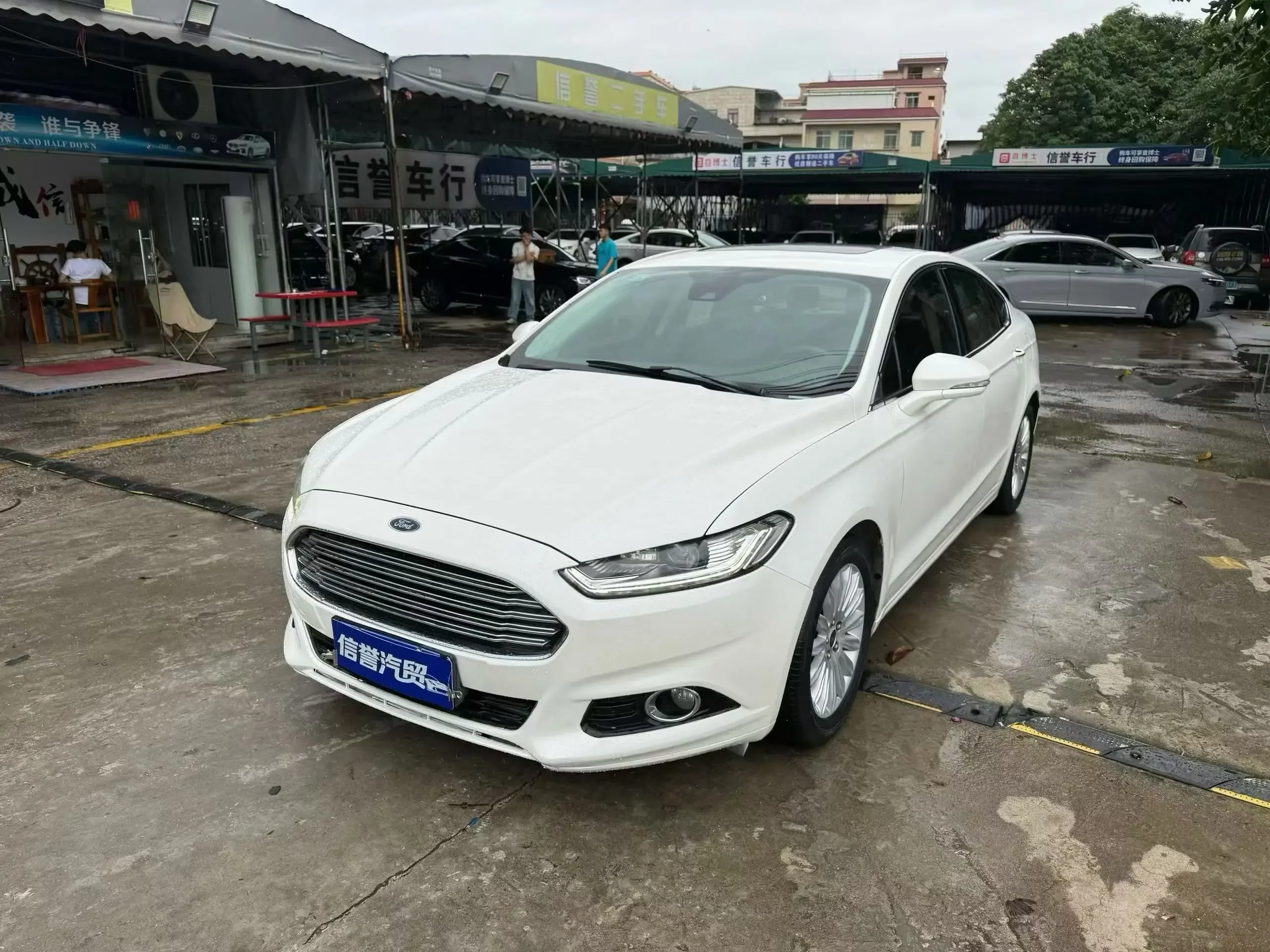 Ford Mondeo