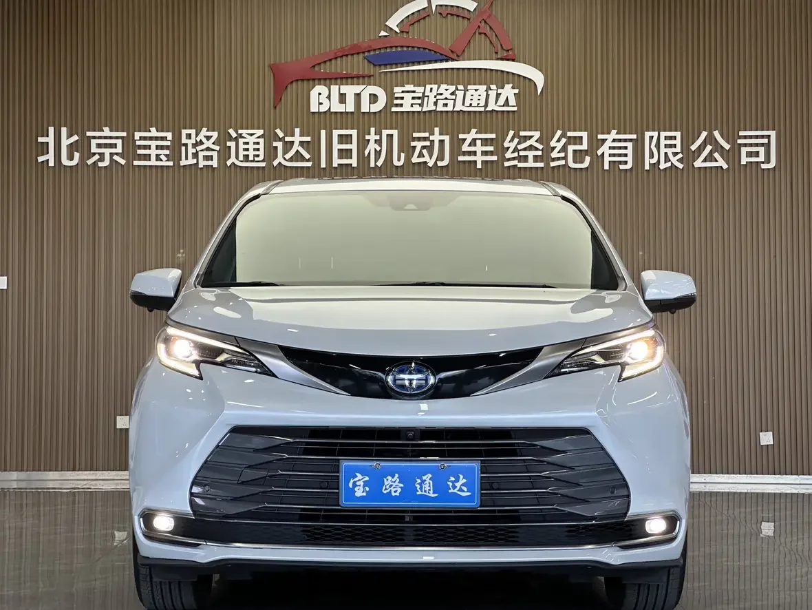 Toyota Sienna