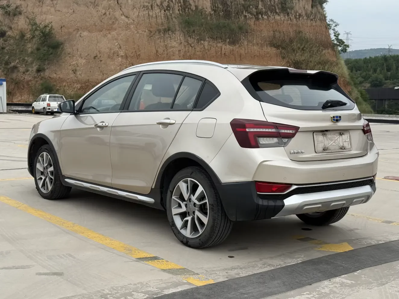 Geely Vision S1