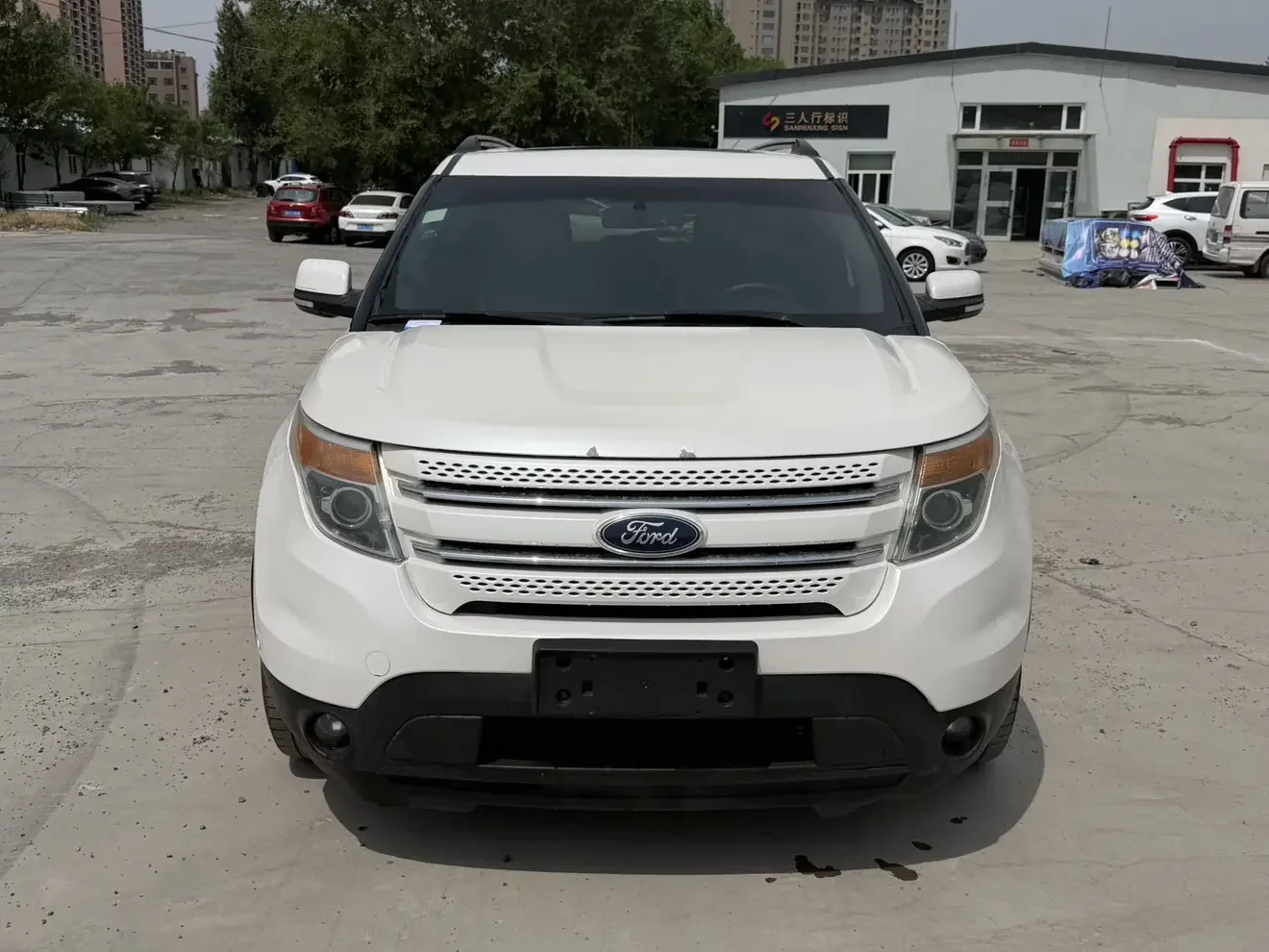 Ford Explorer