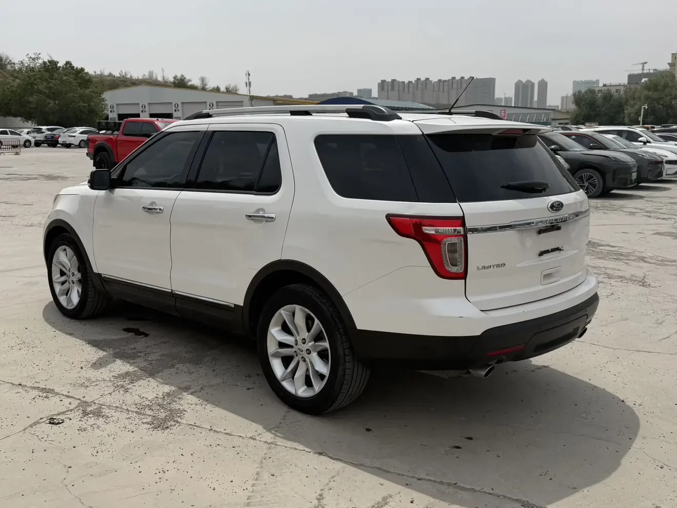 Ford Explorer