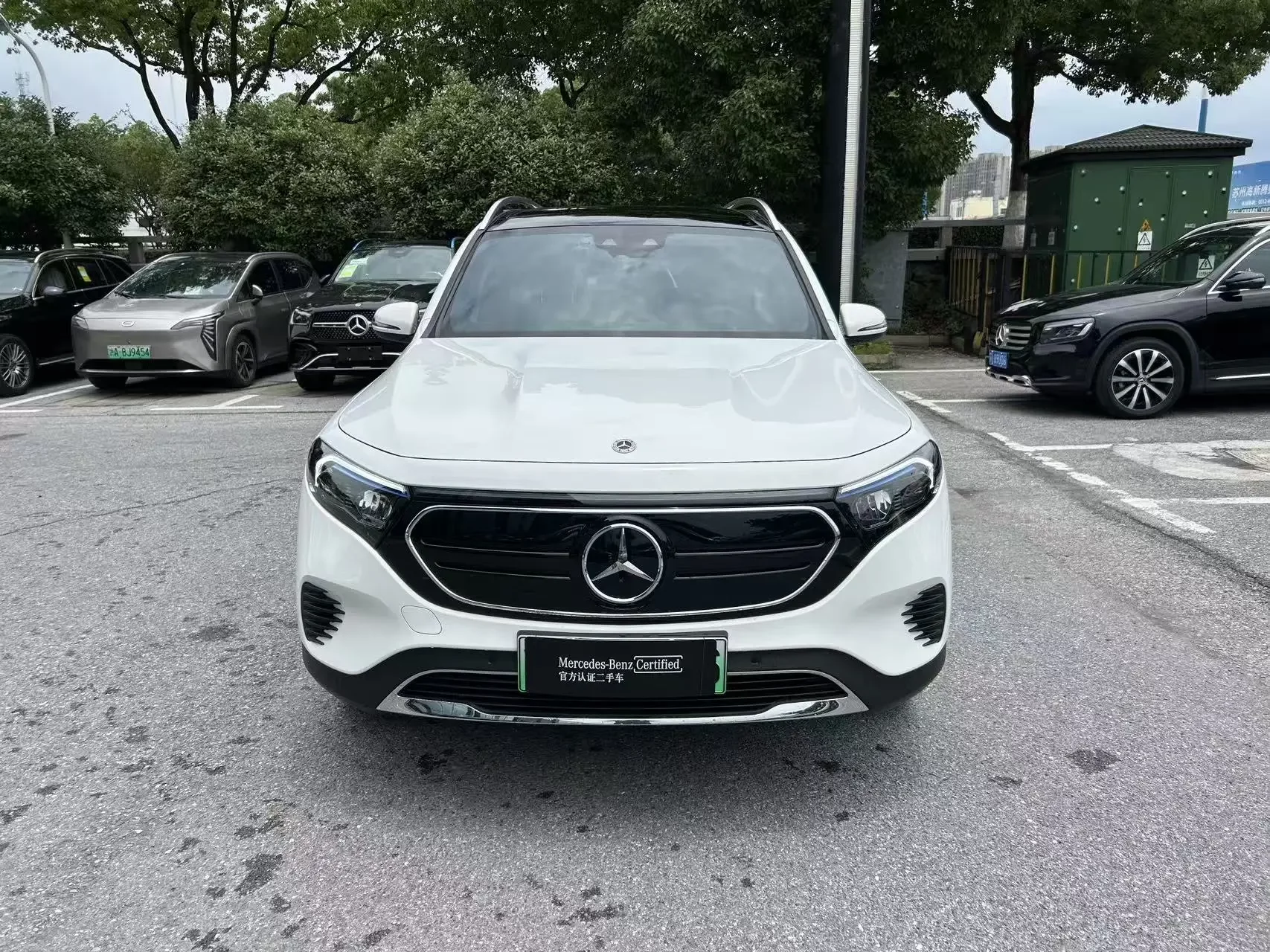 Mercedes-Benz EQB