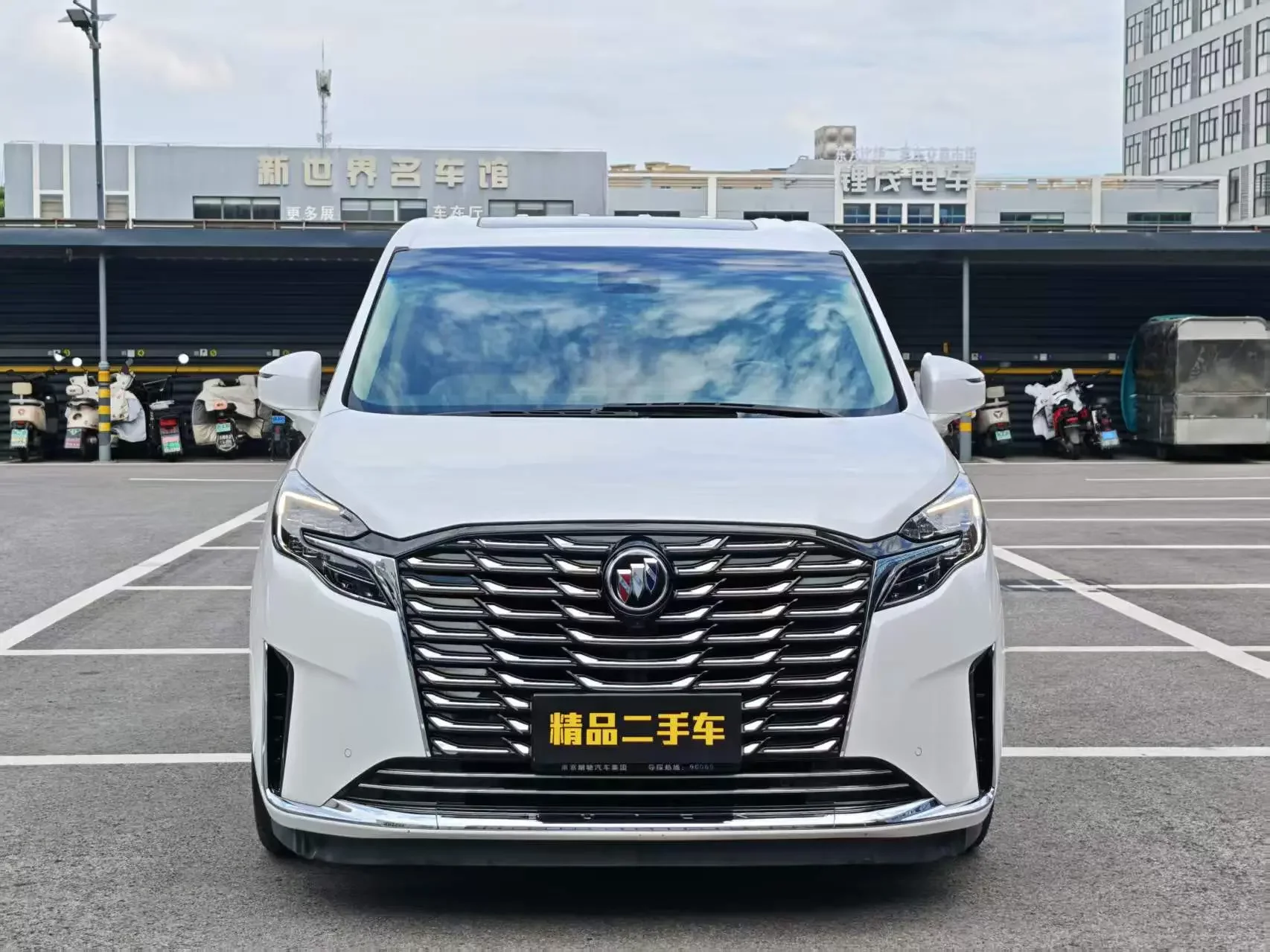 Buick GL8
