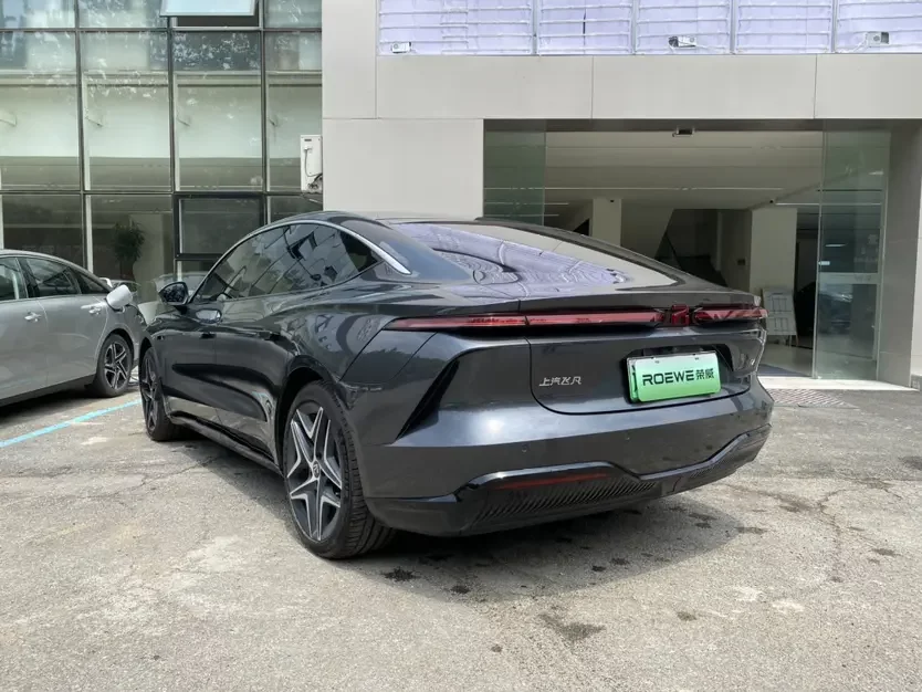 Rising Auto Feifan F7