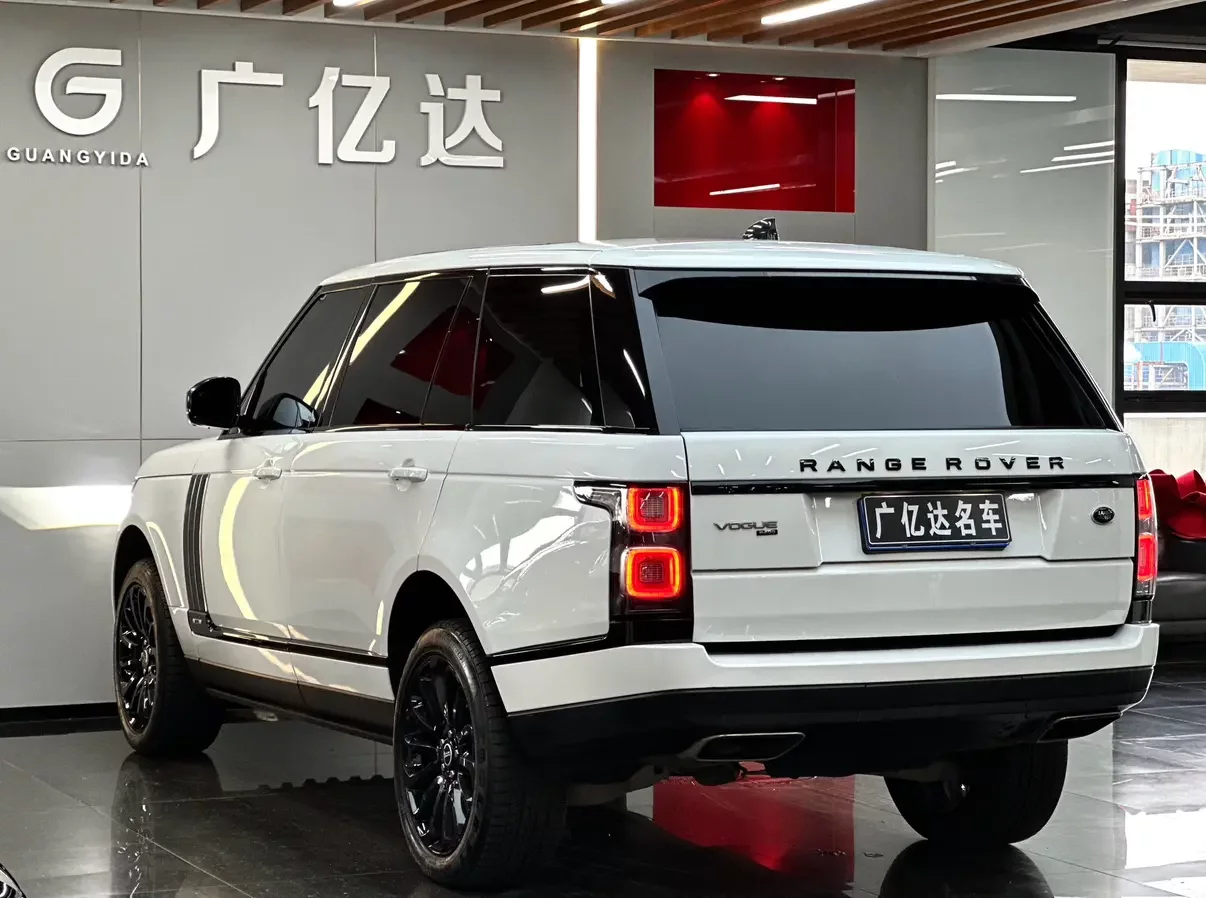 Land Rover range rover