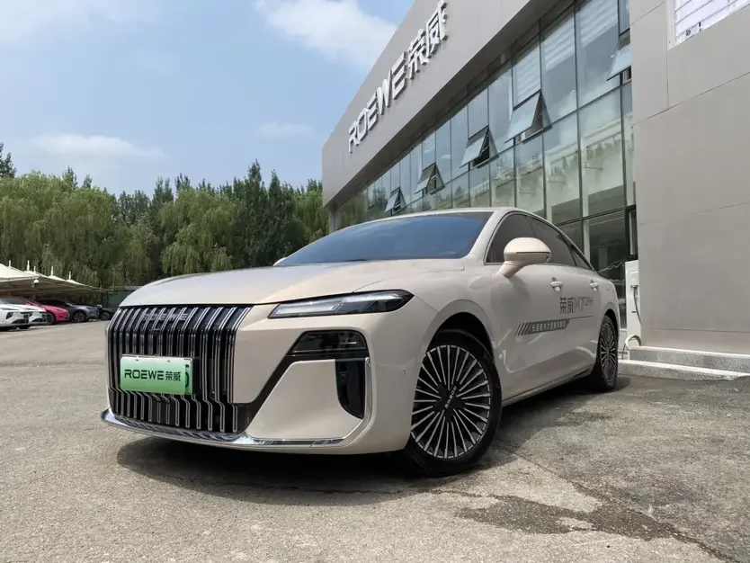 Roewe M7 DMH