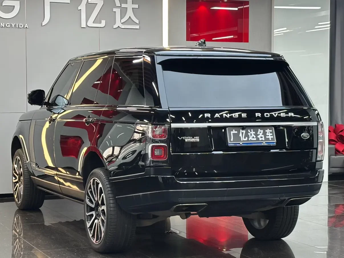 Land Rover range rover