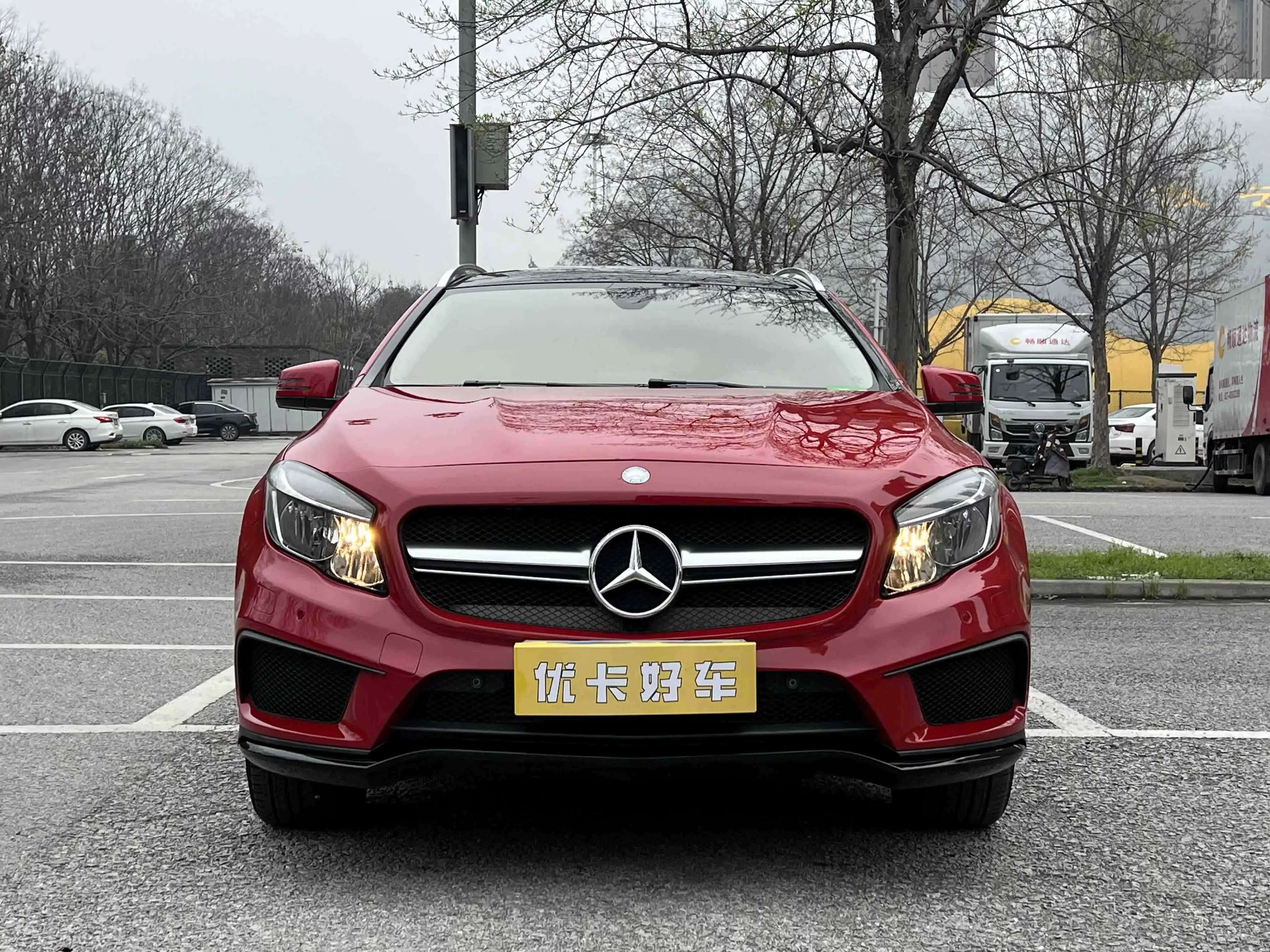 Mercedes-Benz GLA