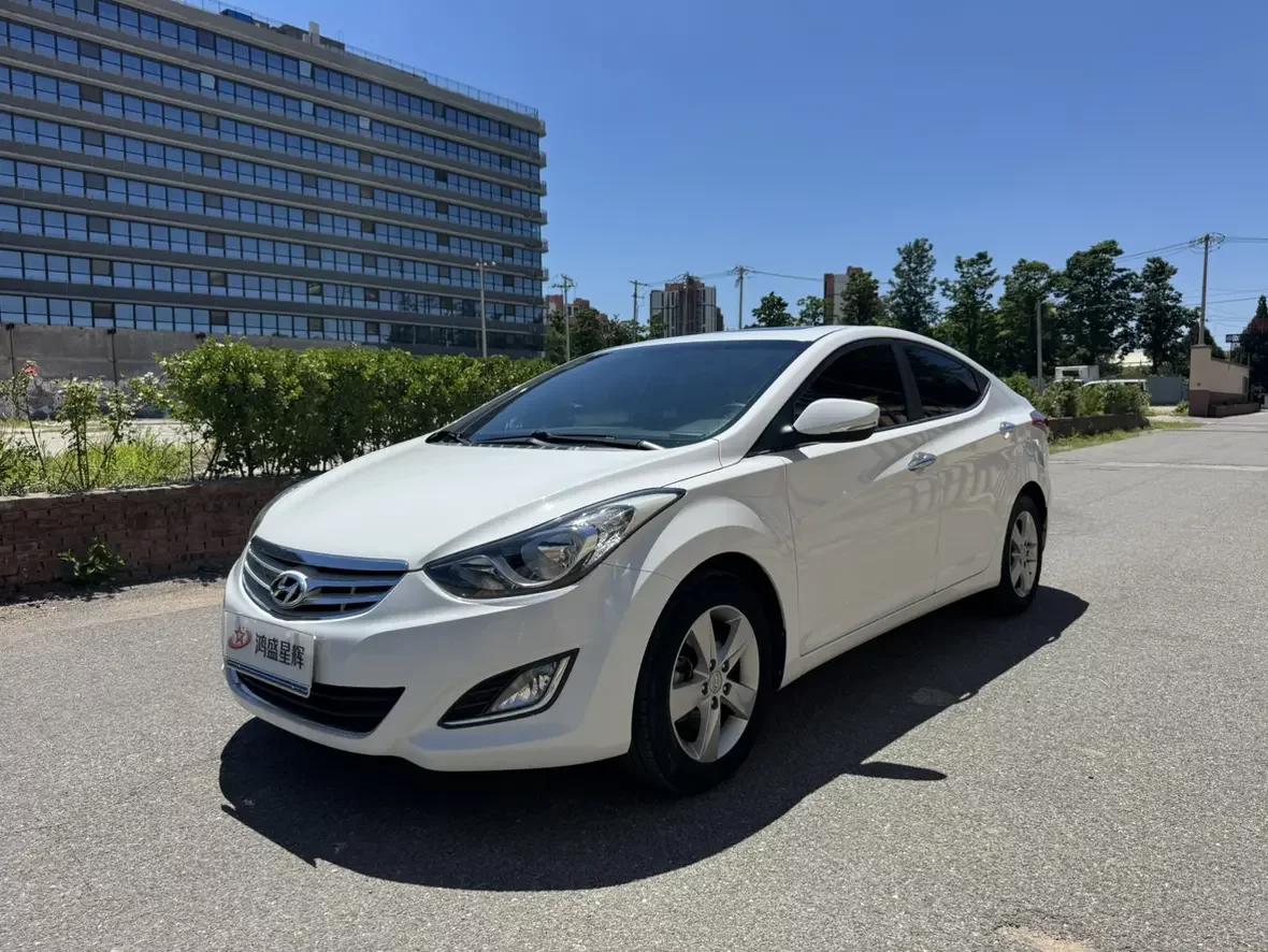 Hyundai Elantra