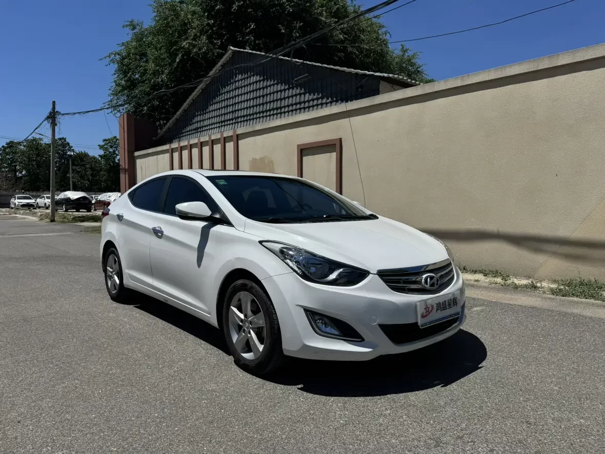 Hyundai Elantra