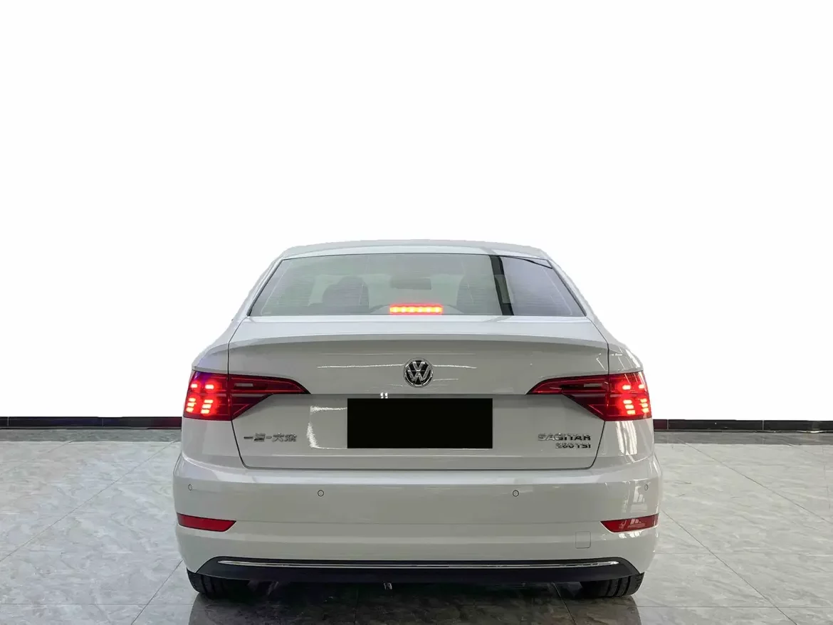 Volkswagen Sagitar