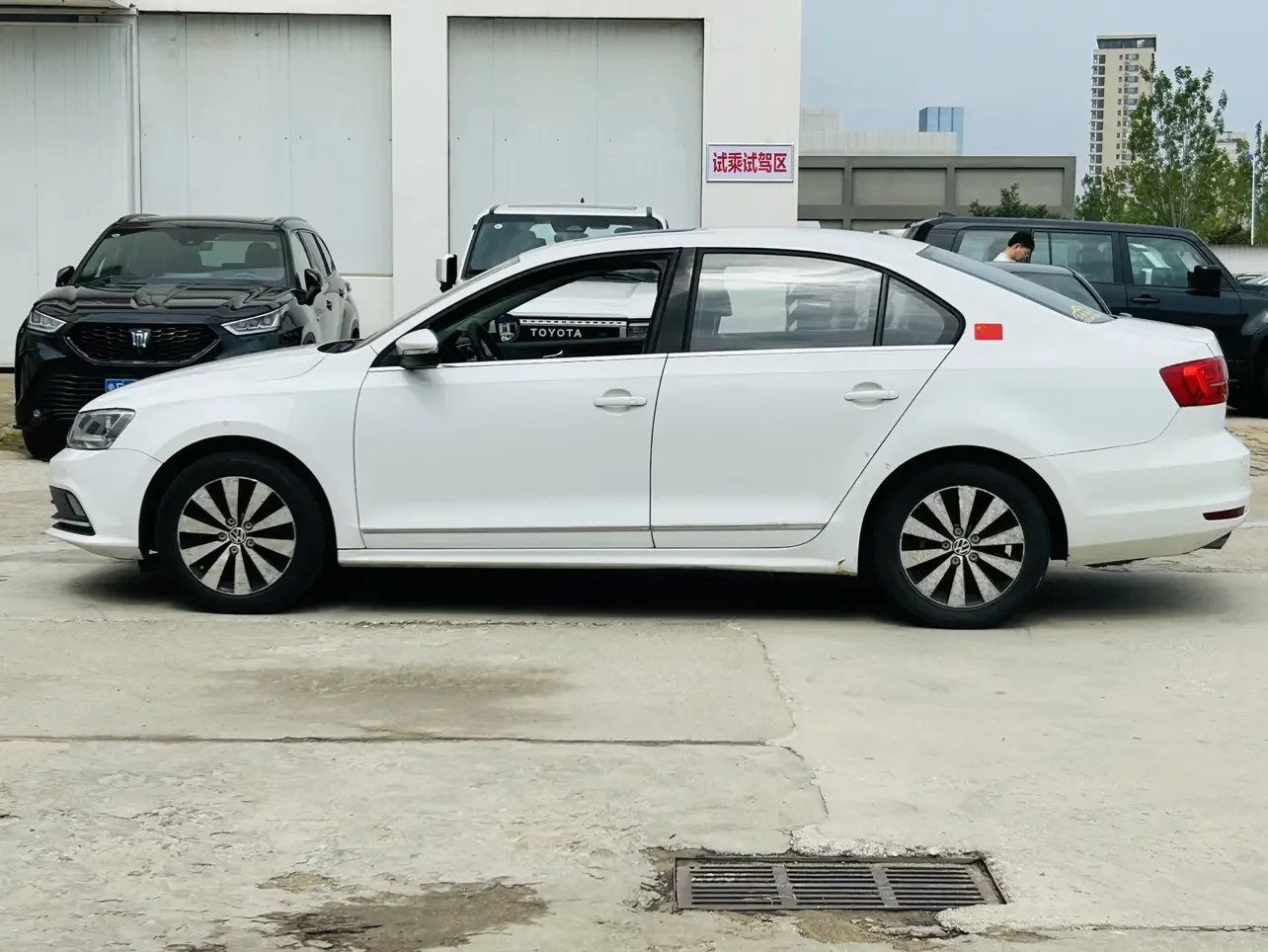 Volkswagen Sagitar