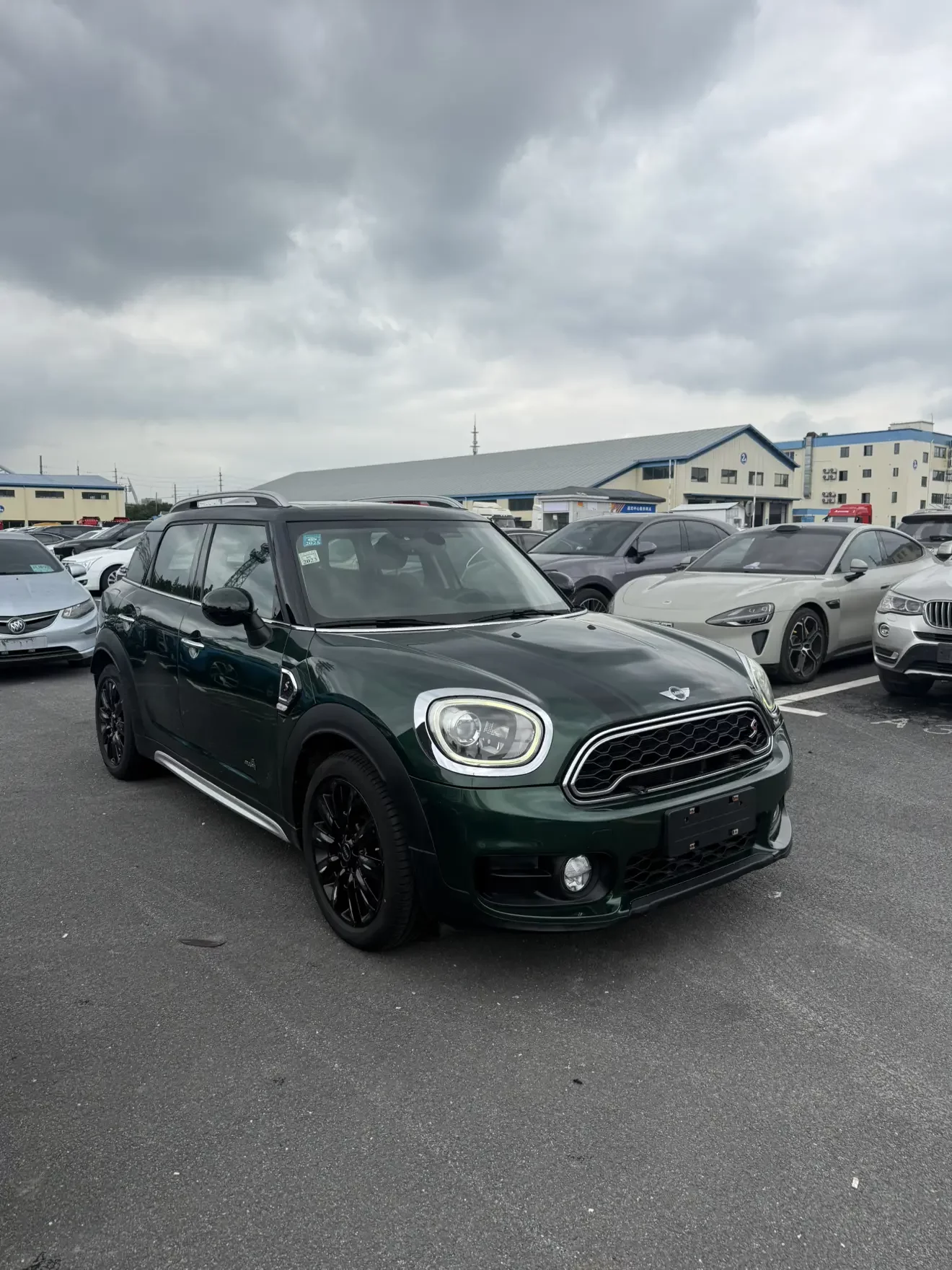 MINI COUNTRYMAN