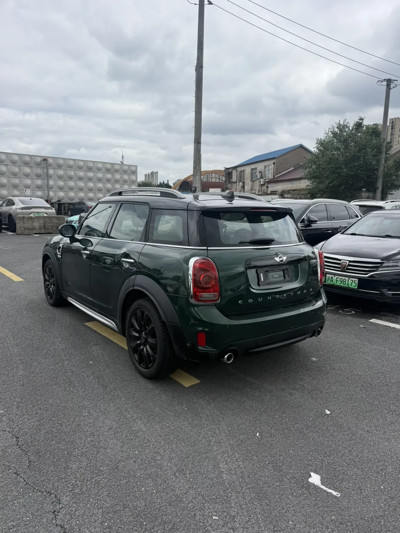 MINI COUNTRYMAN