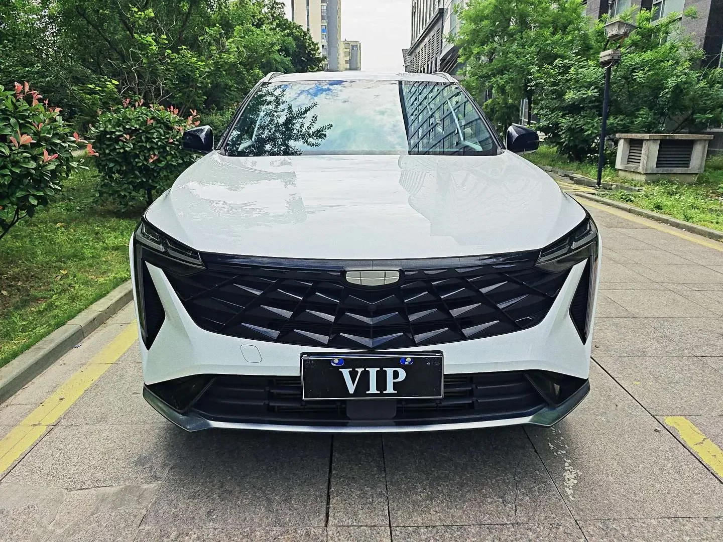 Geely Atlas