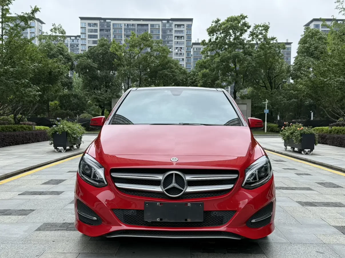 Mercedes-Benz B Class