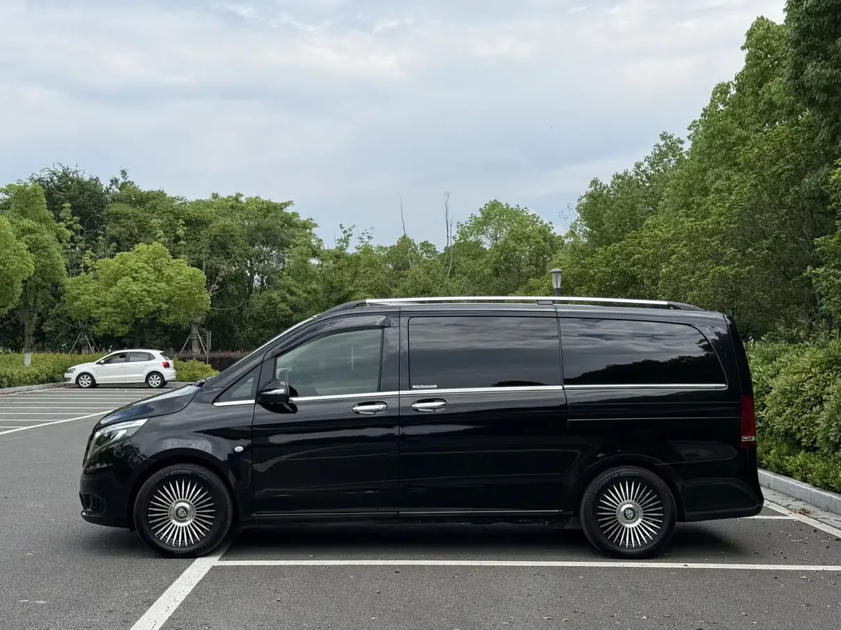 Mercedes-Benz Metris