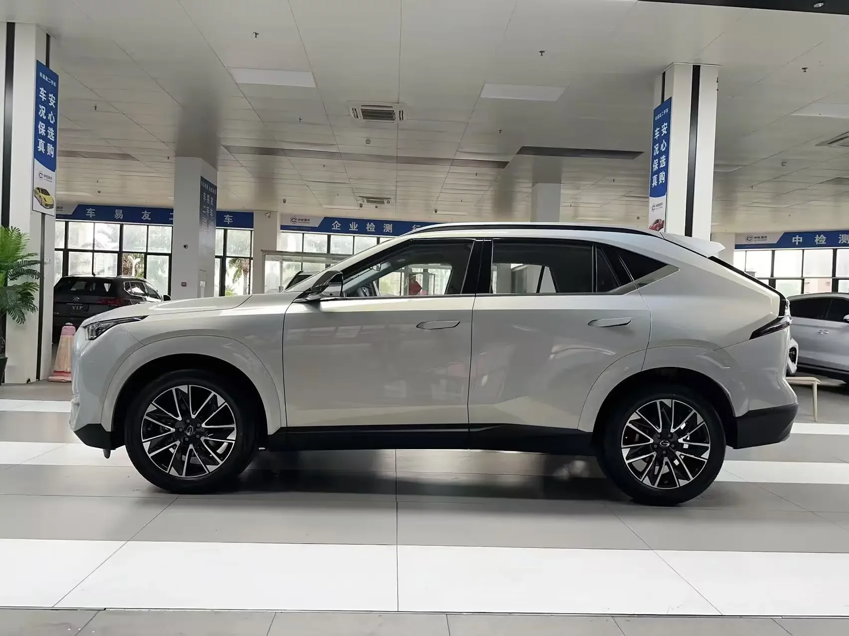 GAC Trumpchi GS4