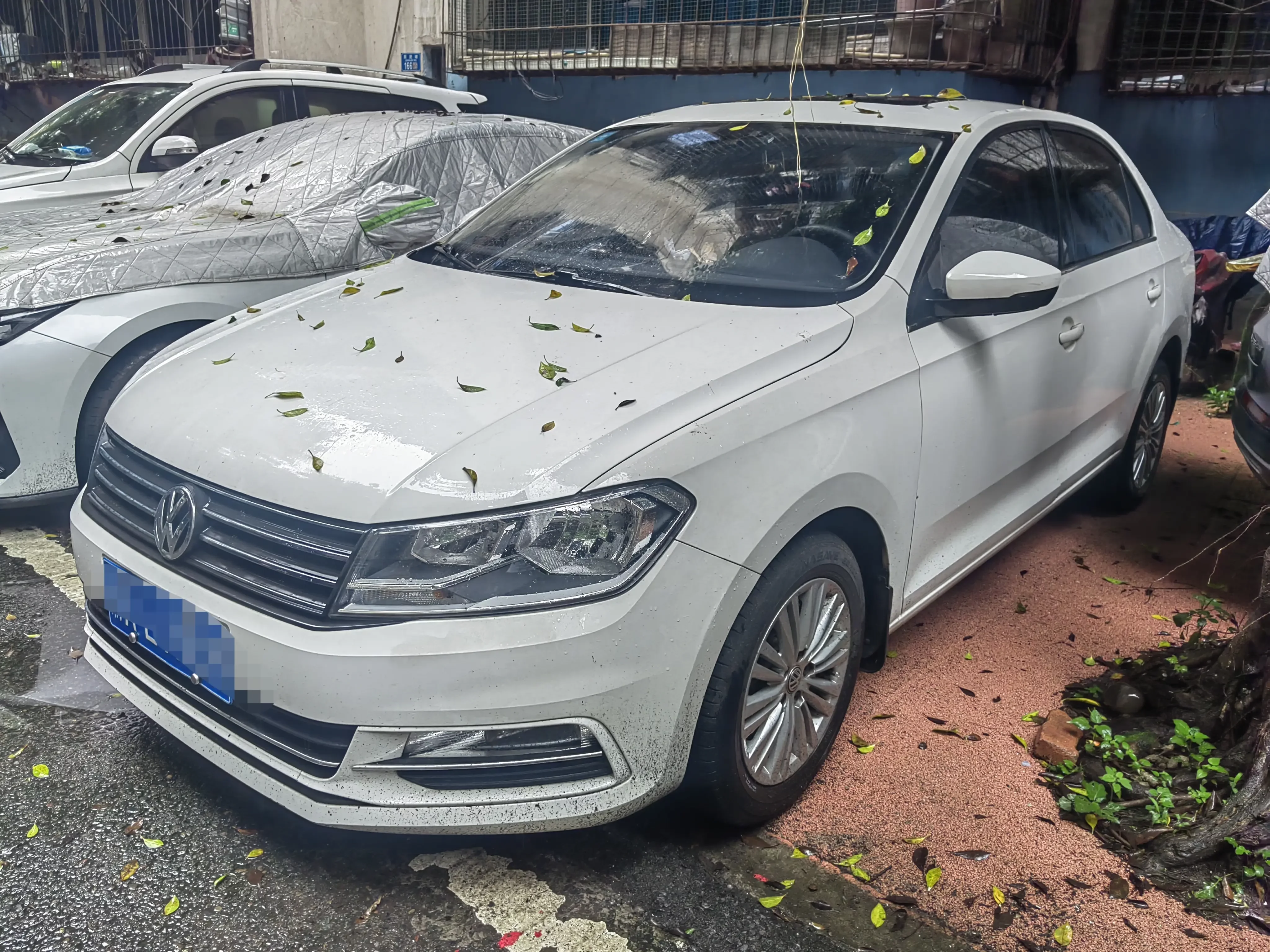 Volkswagen Santana  из Китая