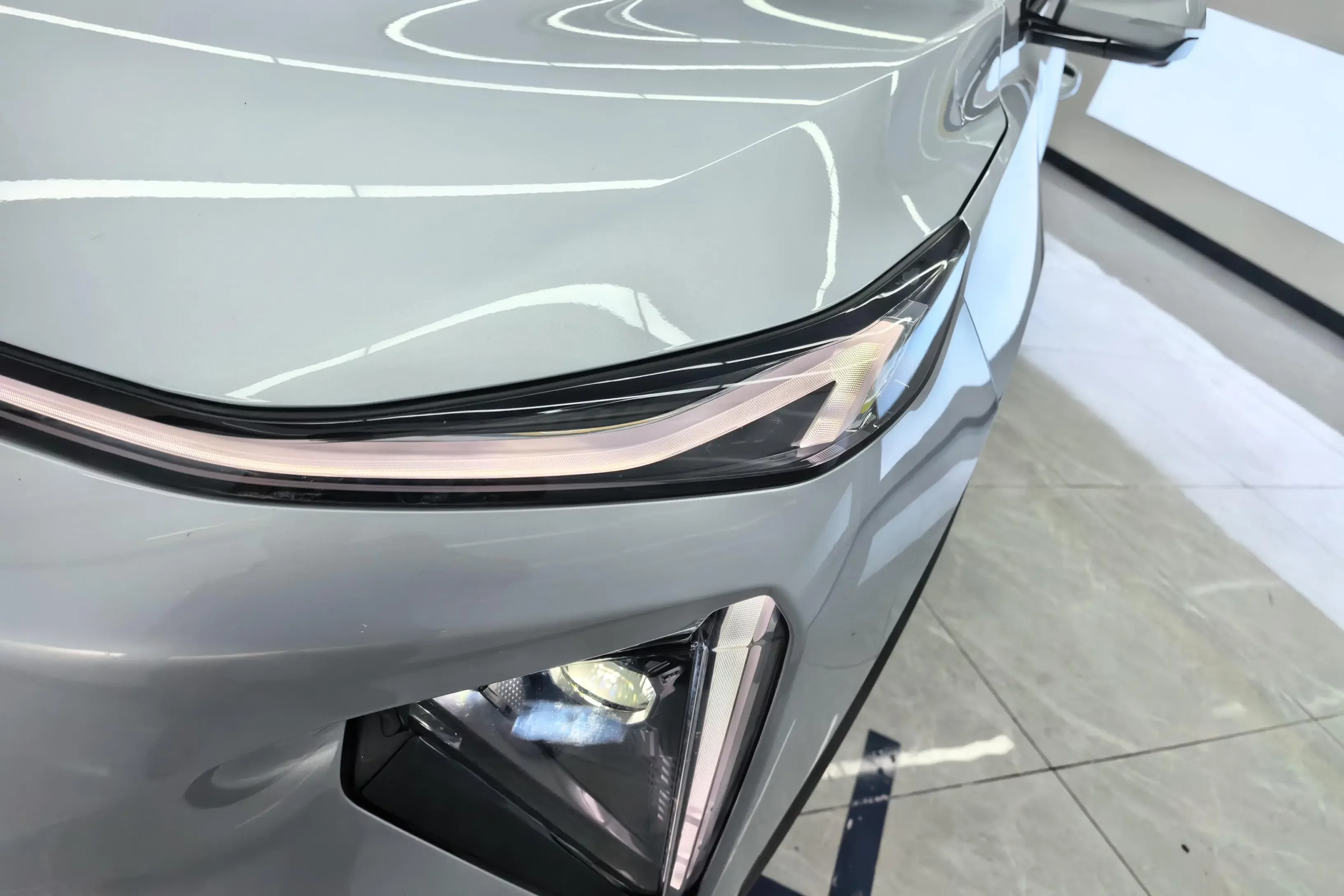 Geely Galaxy L7