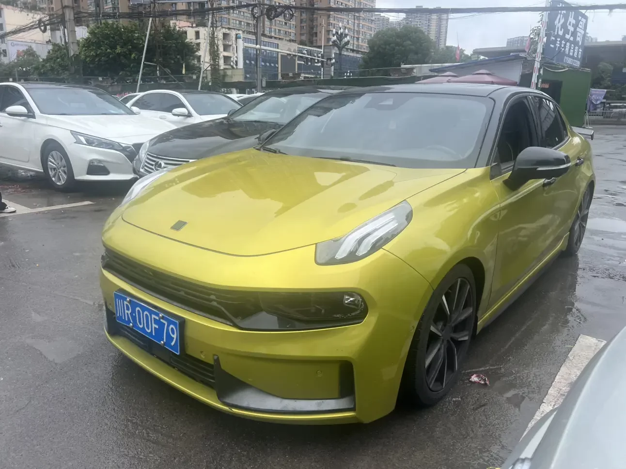 Lynk & Co 03
