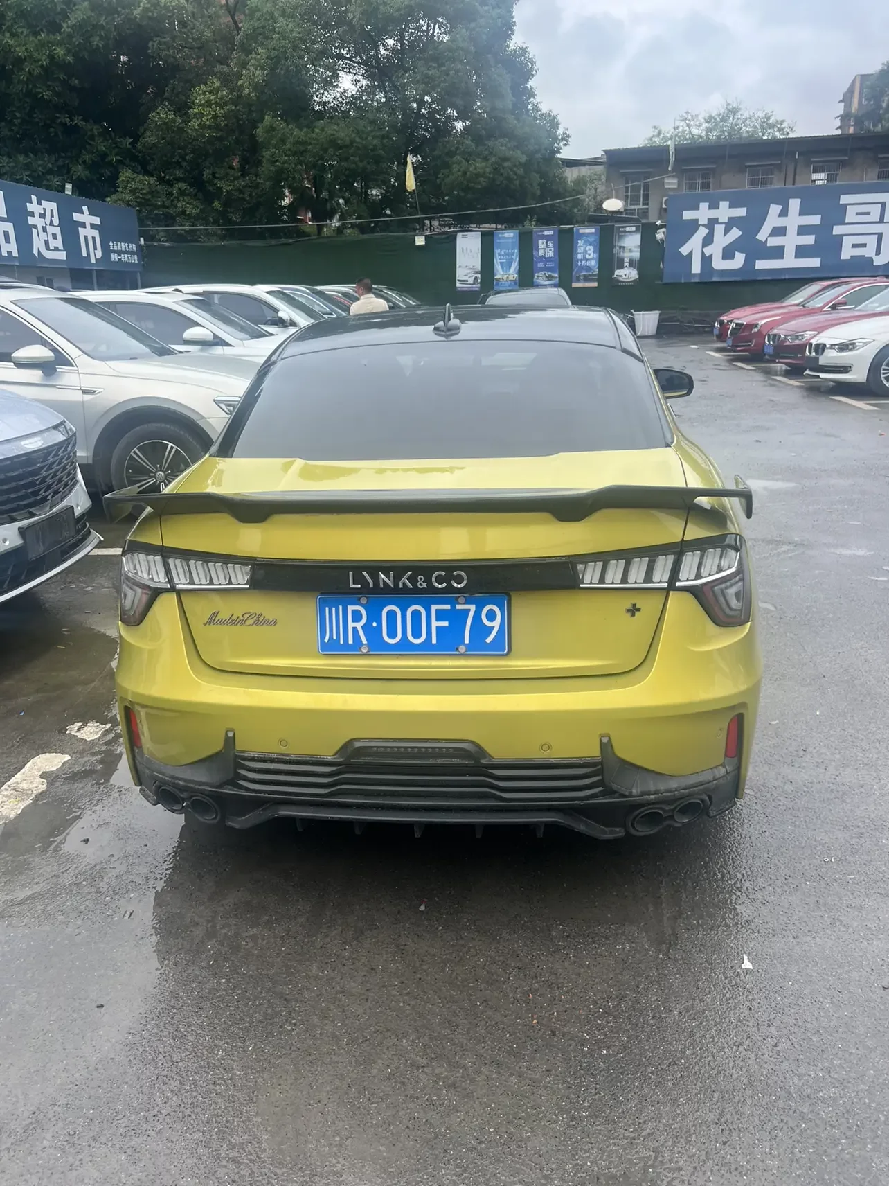 Lynk & Co 03