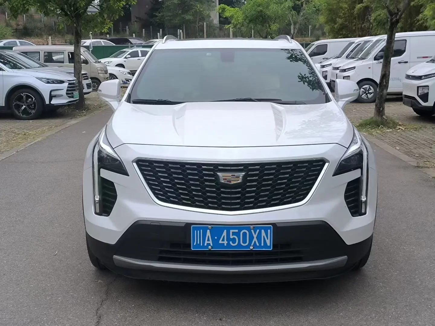 Cadillac XT4  из Китая