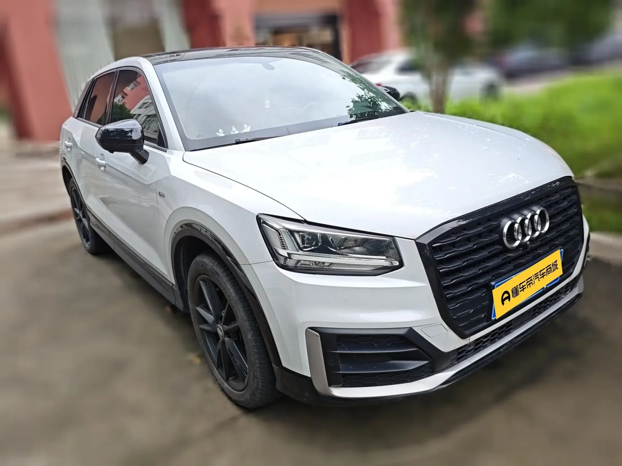 Audi Q2L