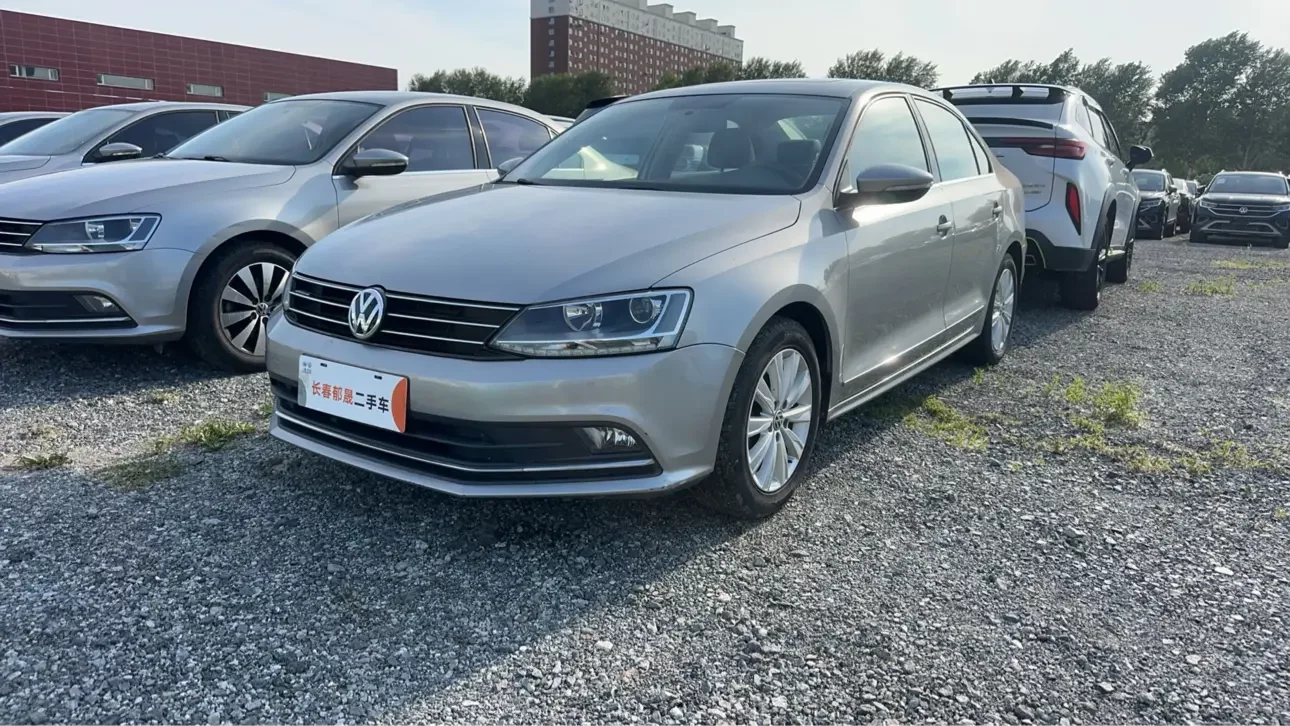 Volkswagen Sagitar