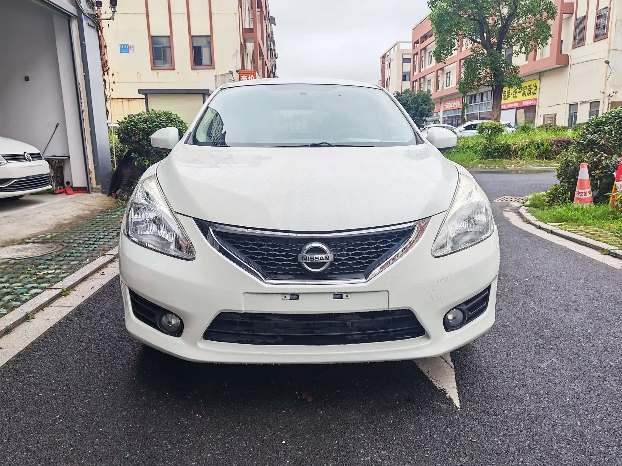 Nissan Tiida  из Китая