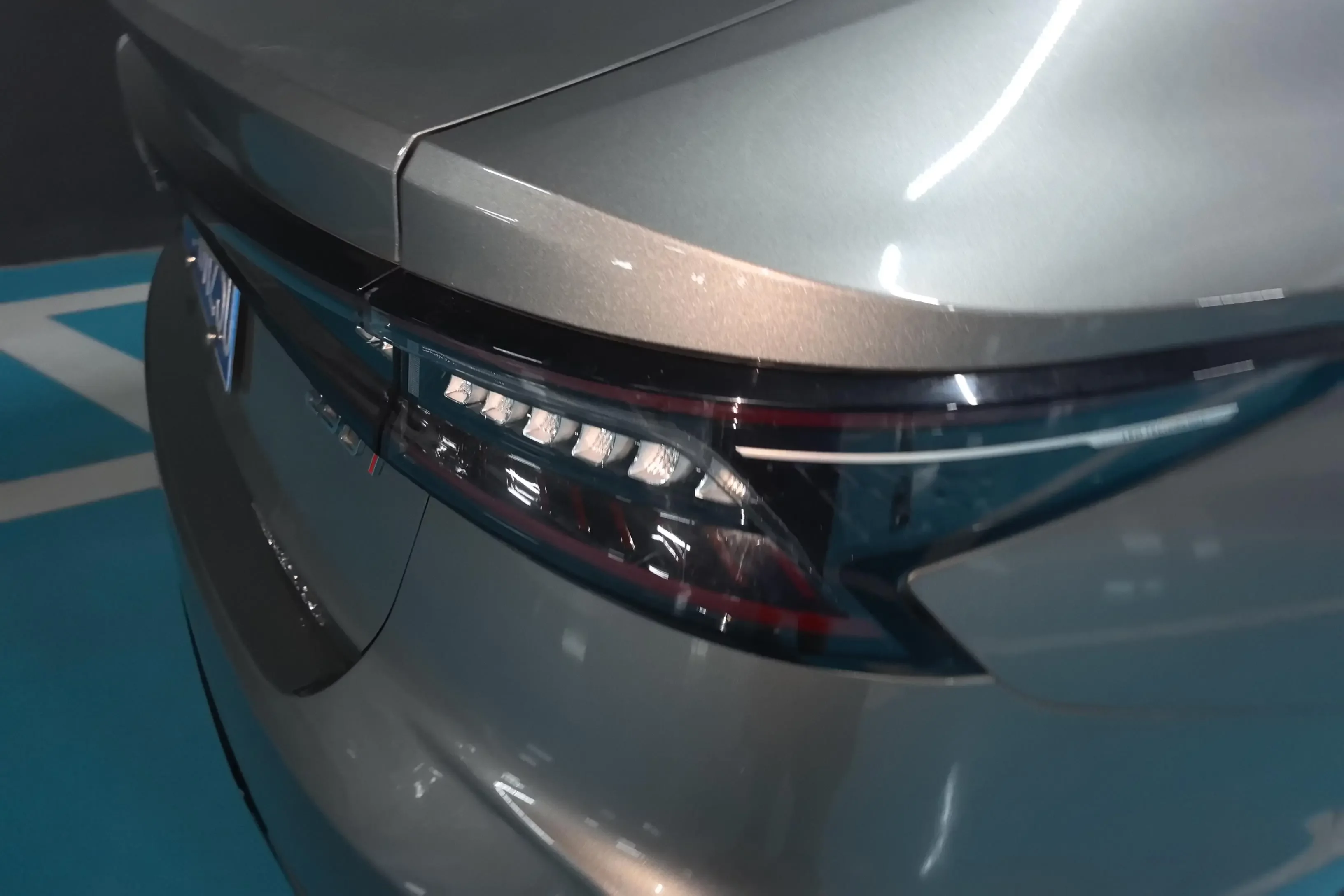 Chery Arrizo 8