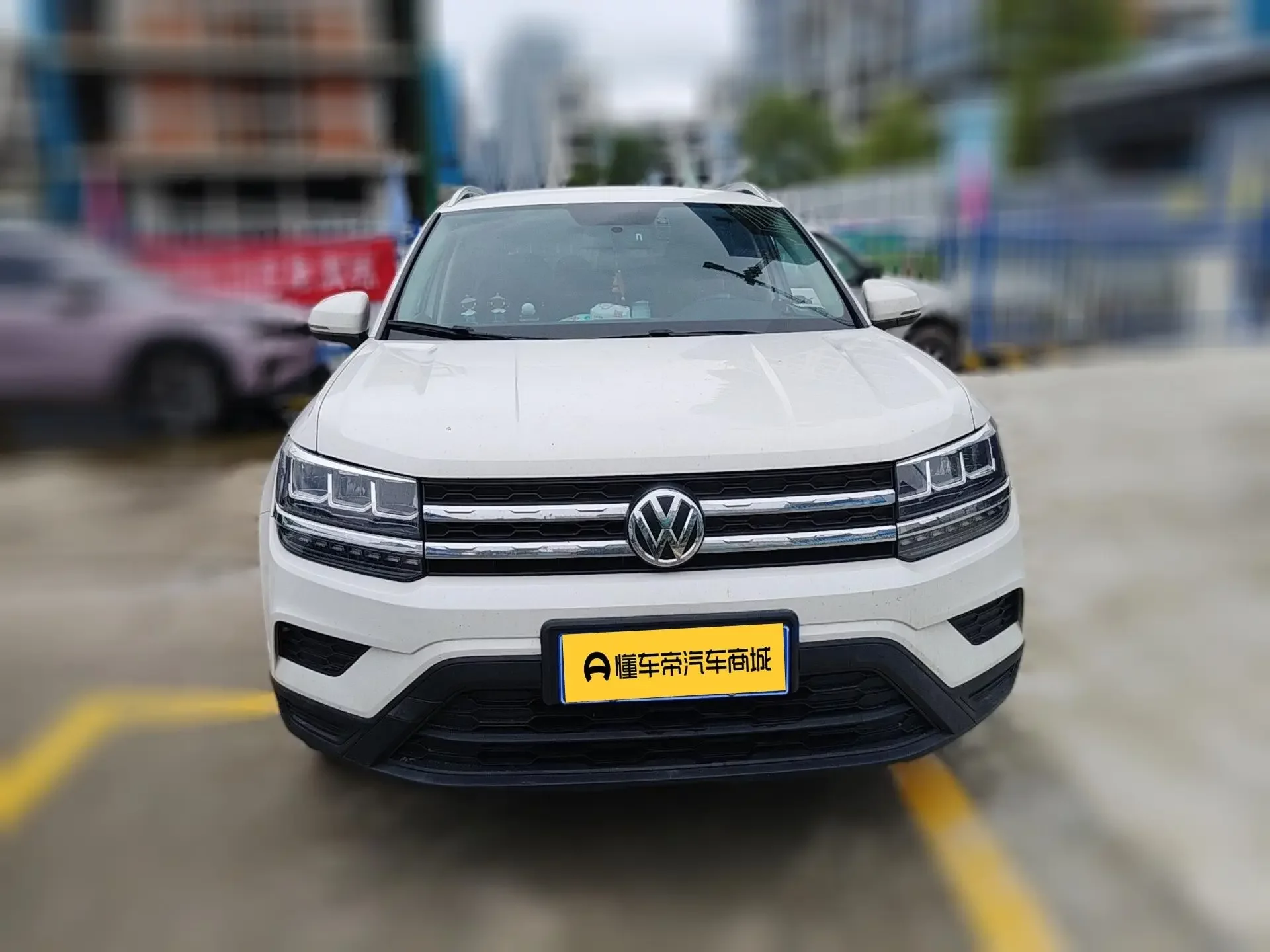 Volkswagen Tharu