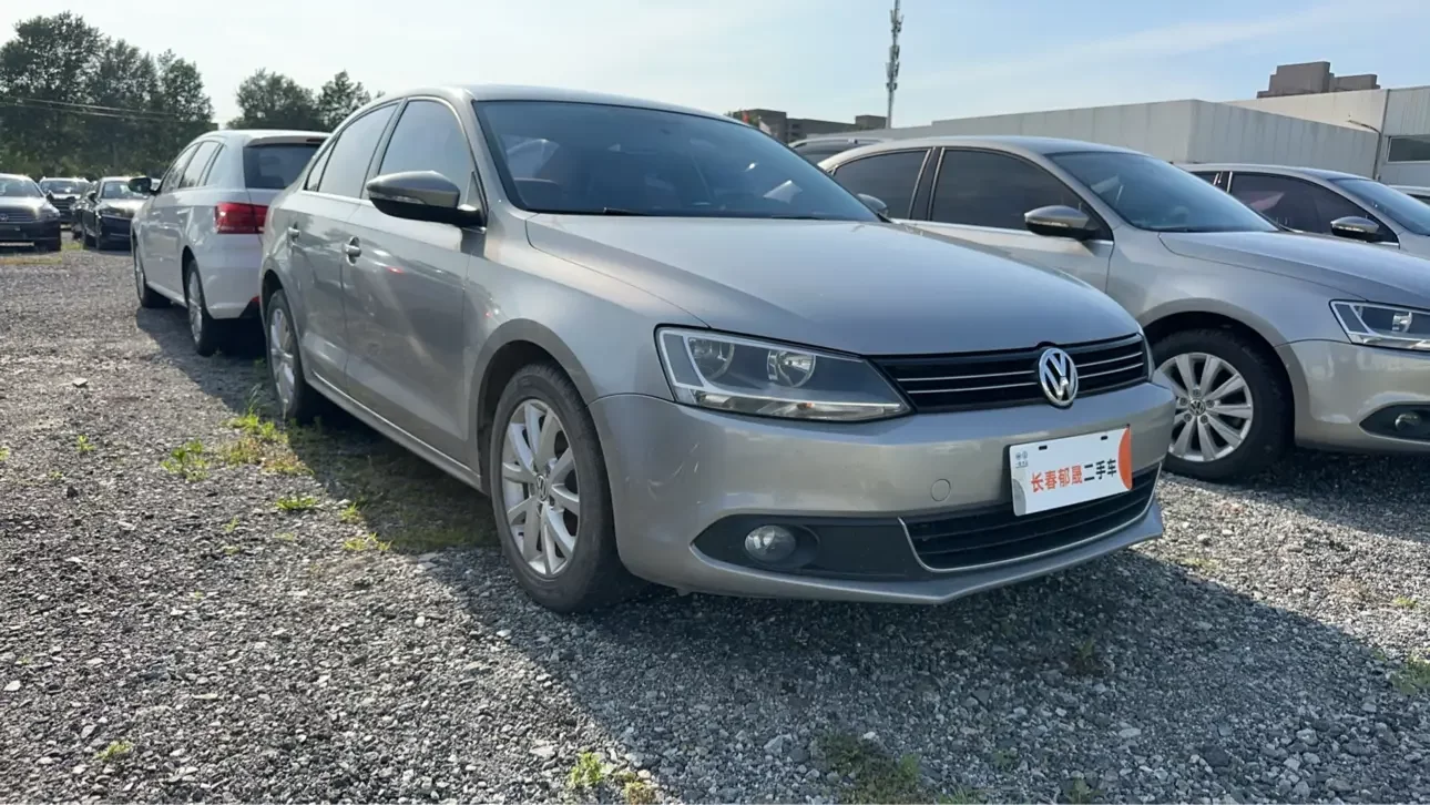 Volkswagen Sagitar