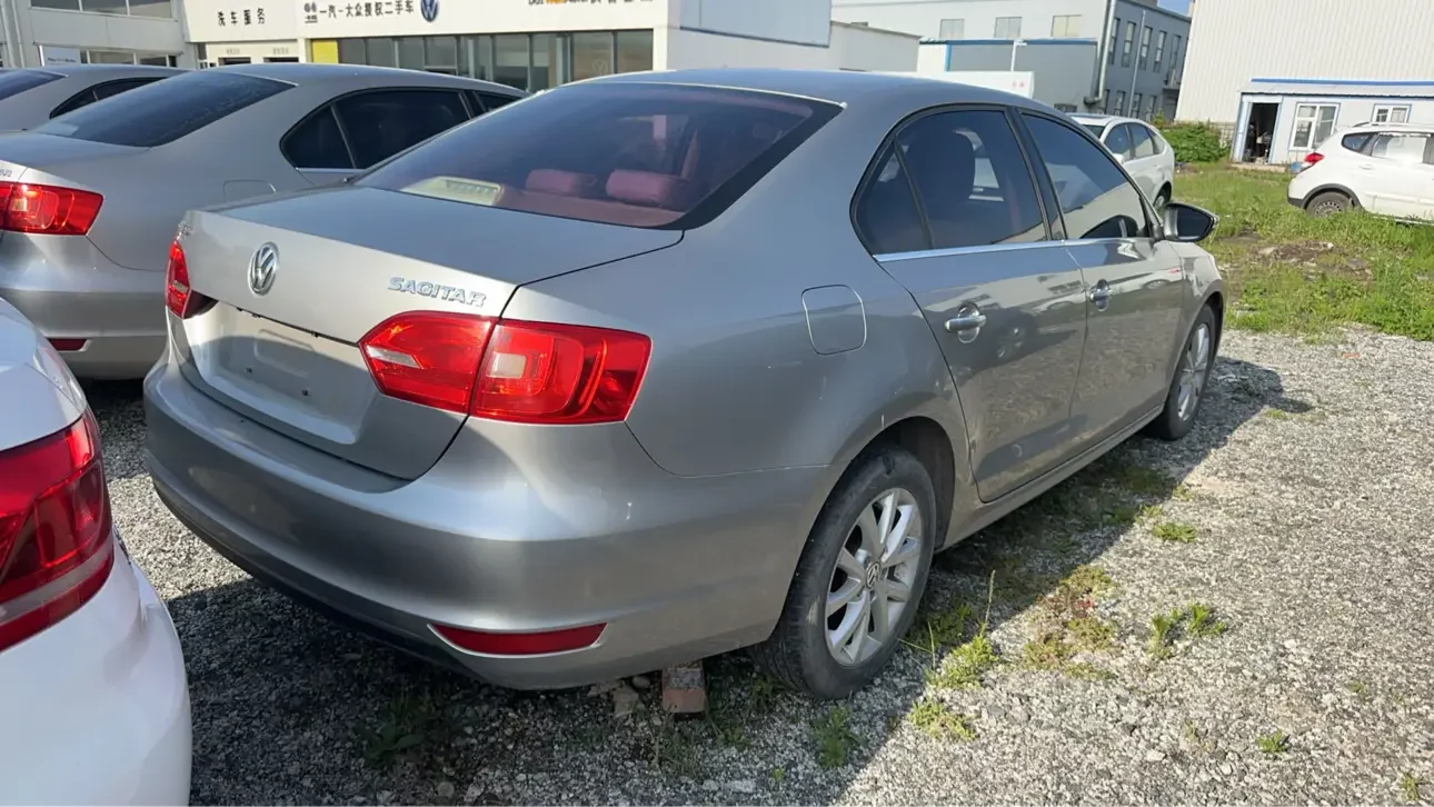 Volkswagen Sagitar