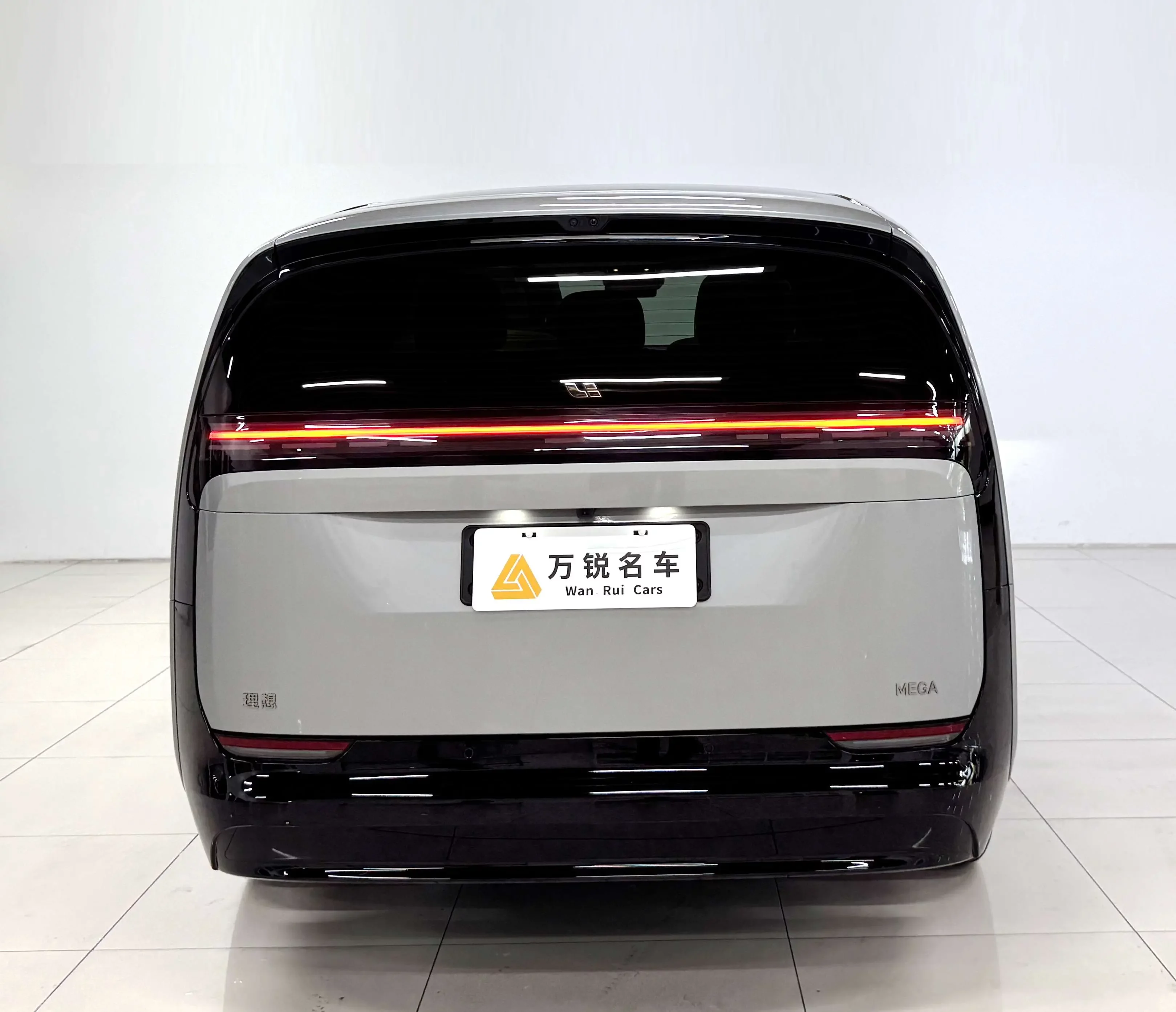 Lixiang MEGA