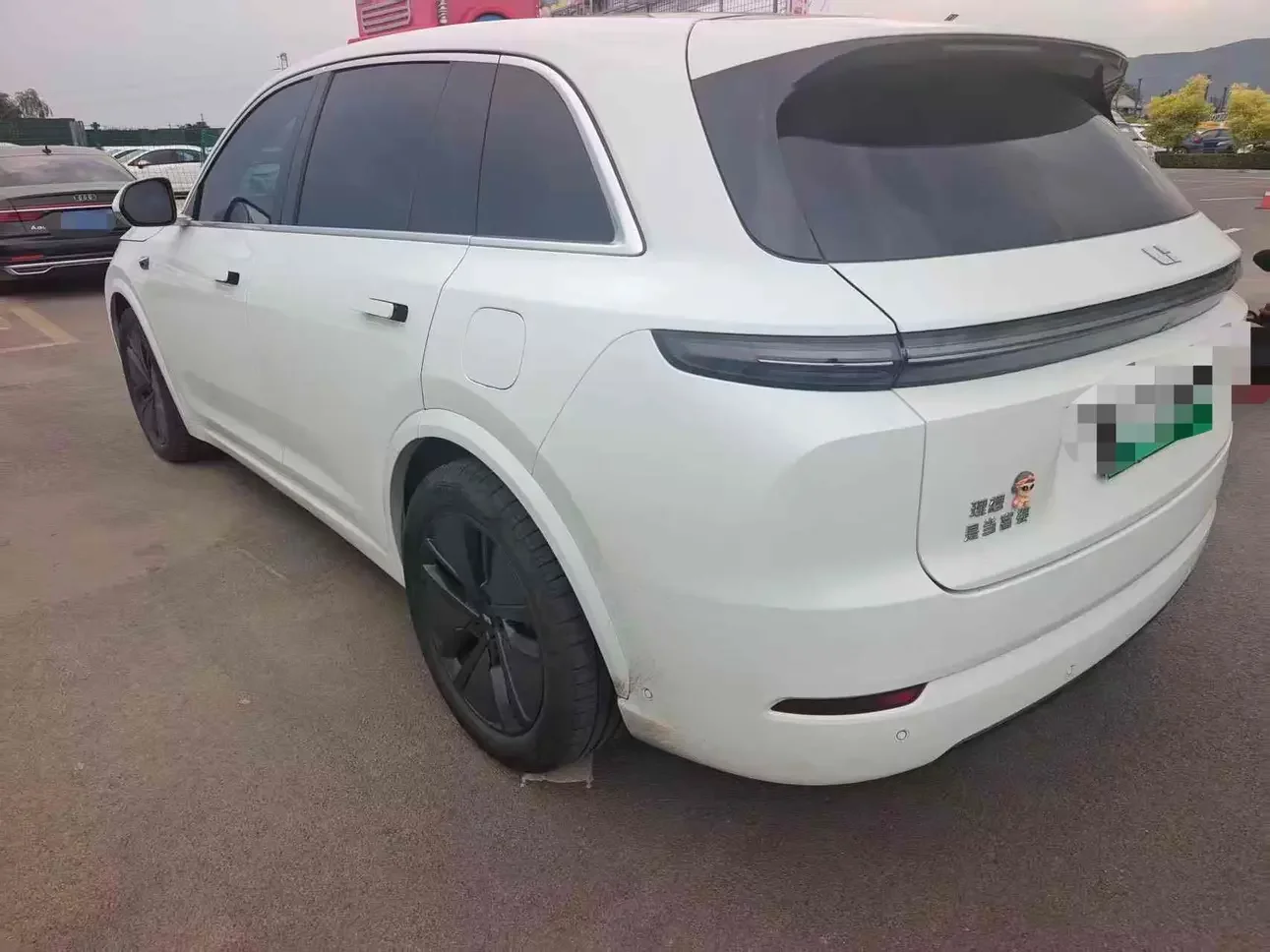Lixiang L7