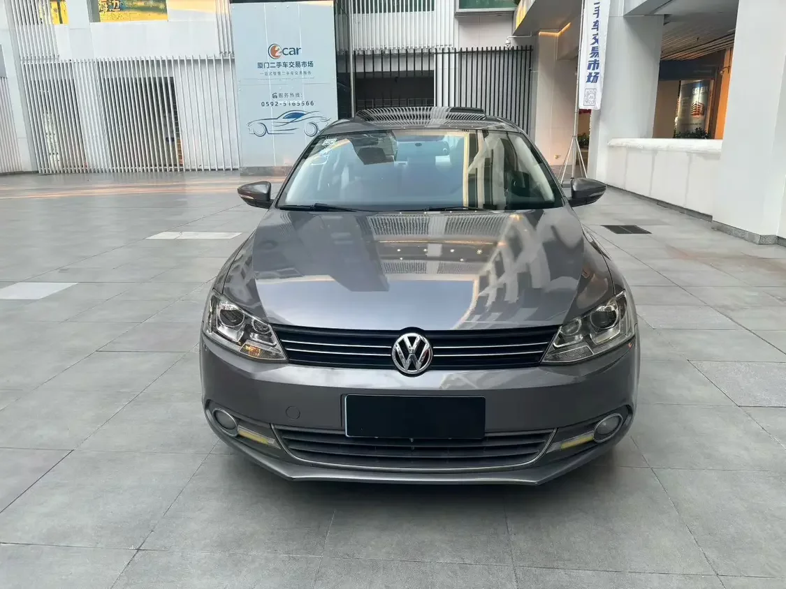 Volkswagen Sagitar