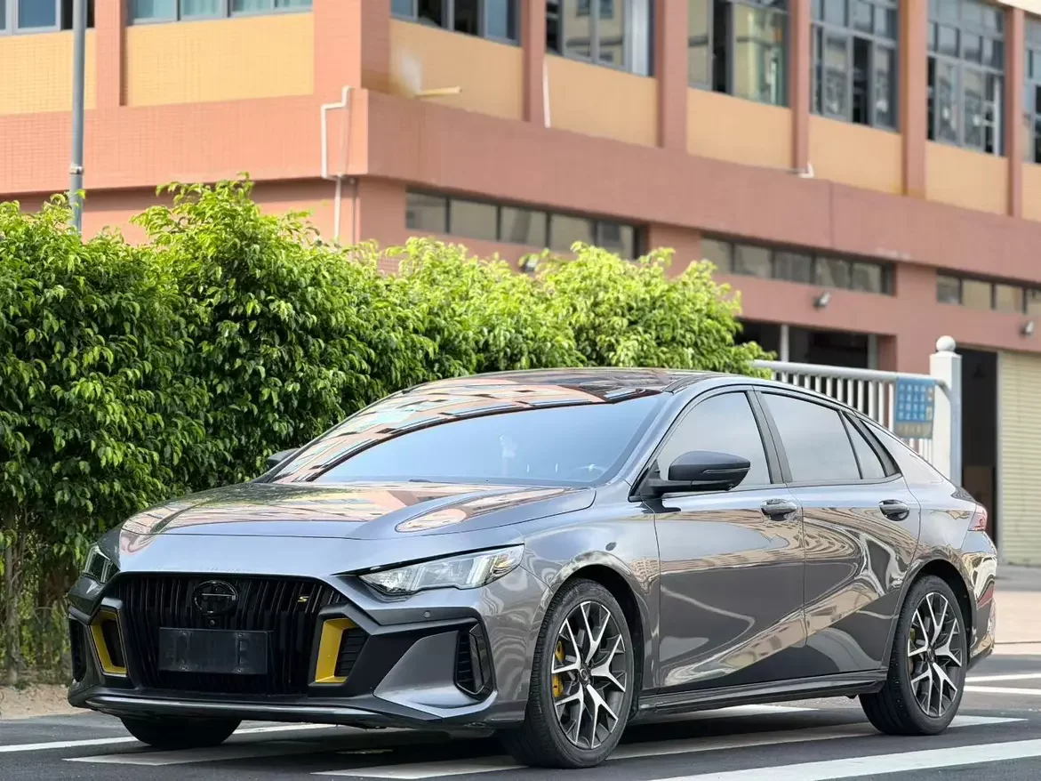 GAC Trumpchi Empow  из Китая