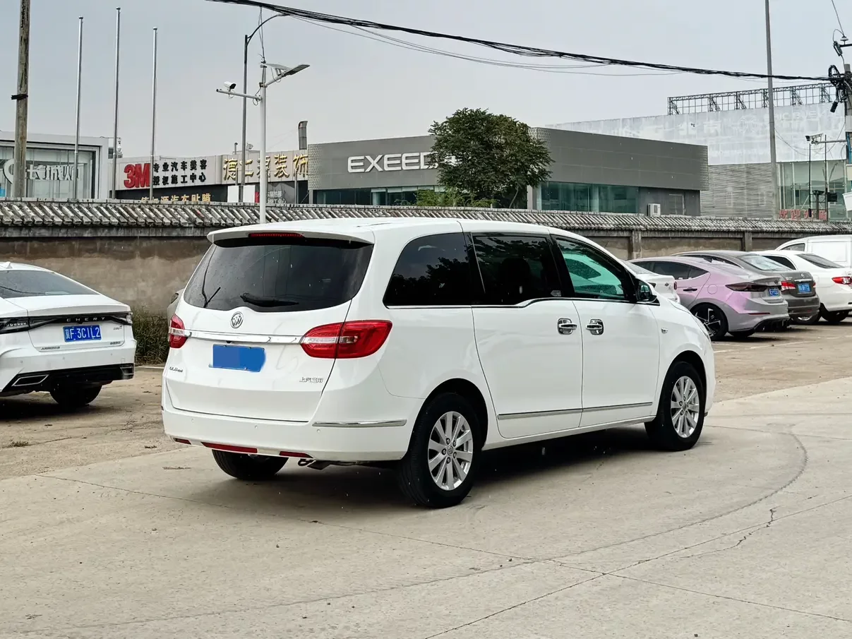 Buick GL8