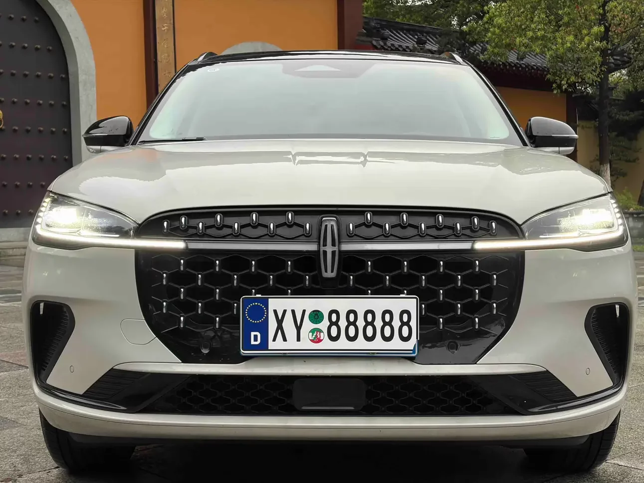 Lincoln adventurer