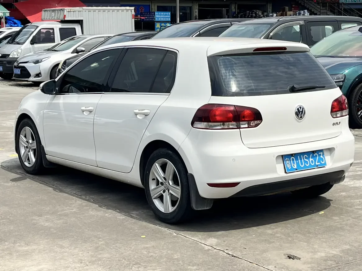 Volkswagen golf
